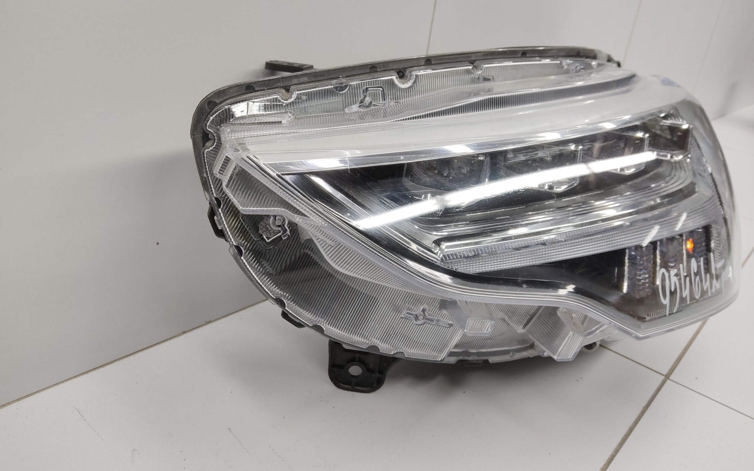 Фара передняя левая Haval Jolion LED