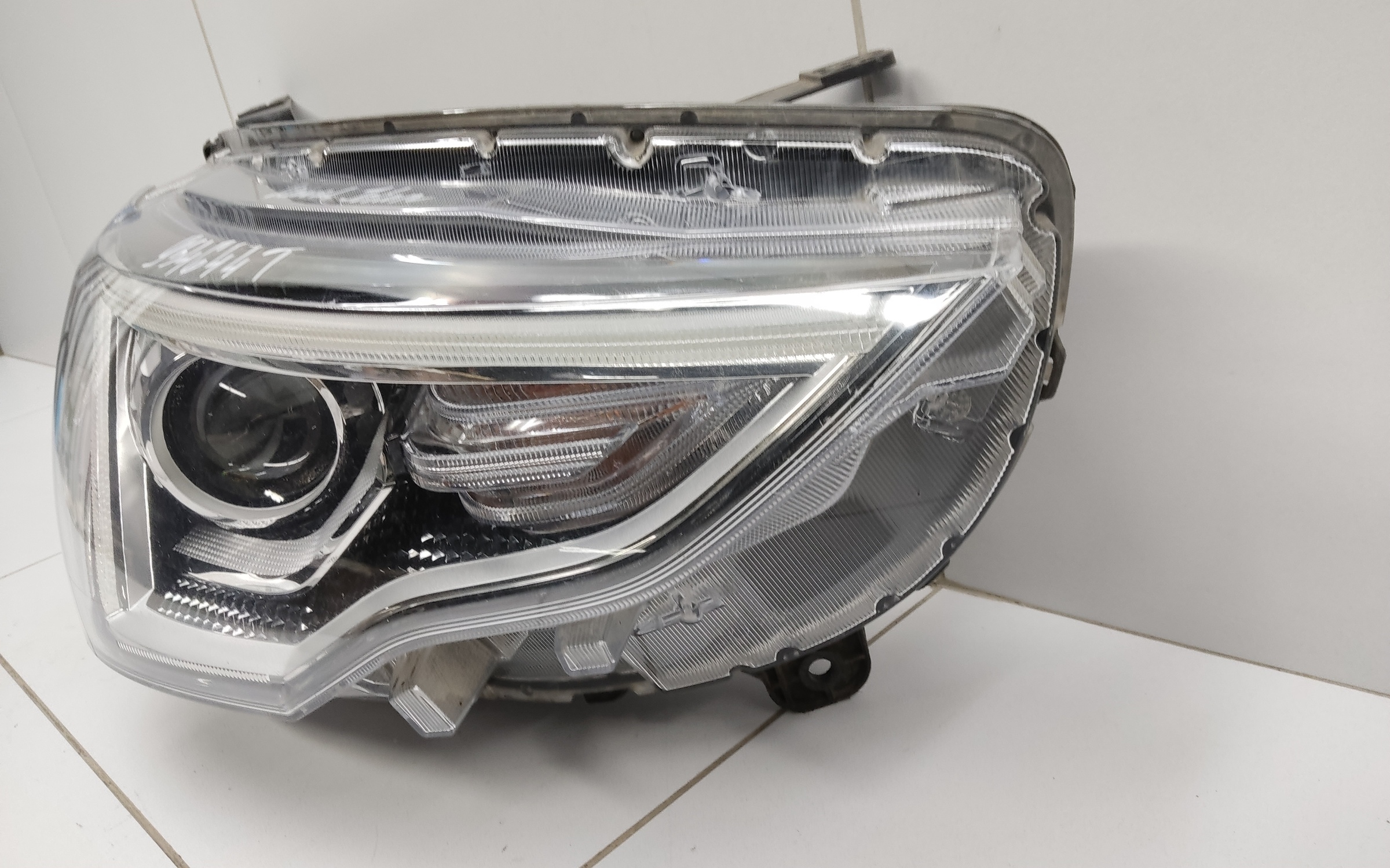 Фара передняя правая Haval Jolion галоген линза с ДХО