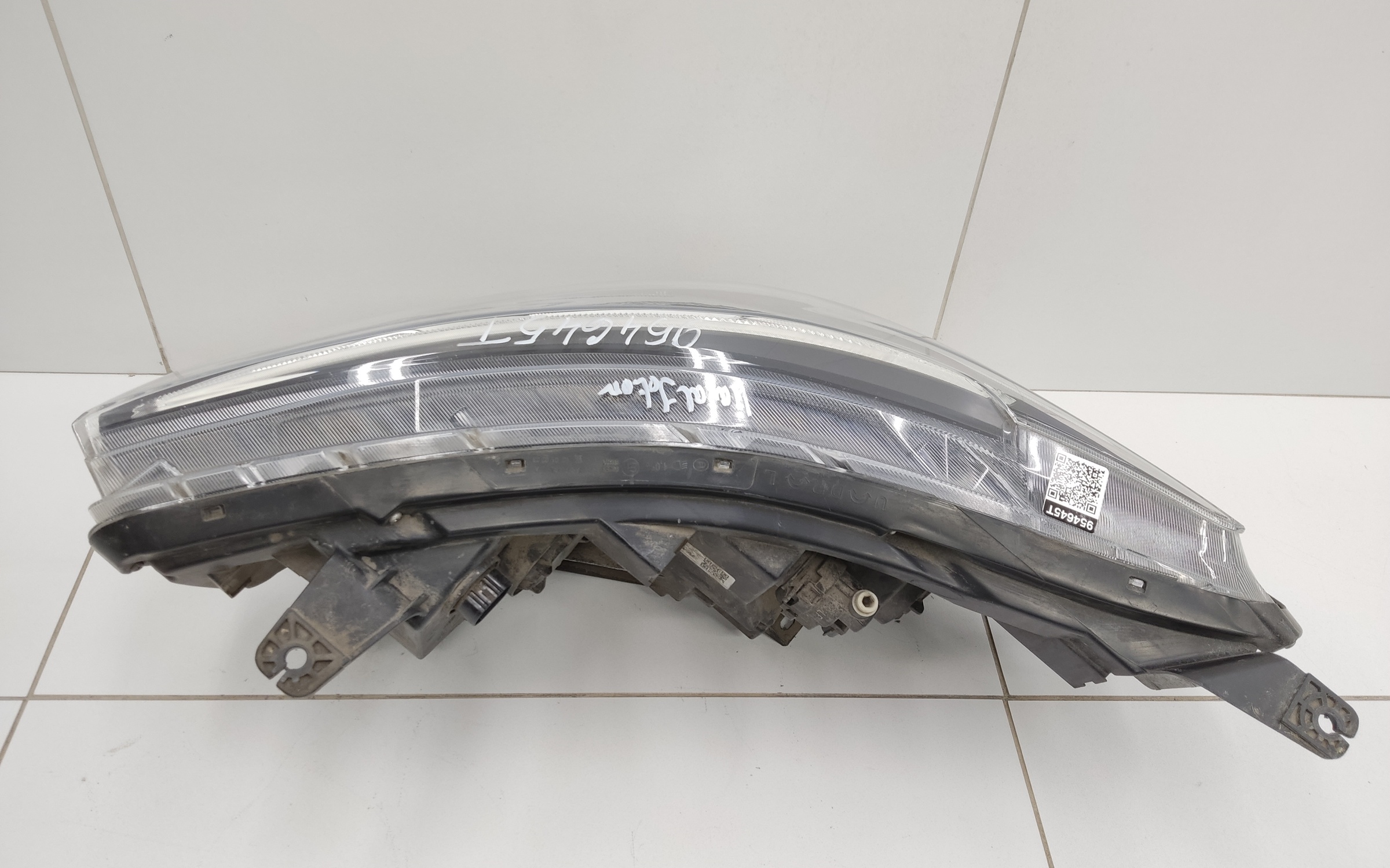 Фара передняя правая Haval Jolion галоген линза с ДХО