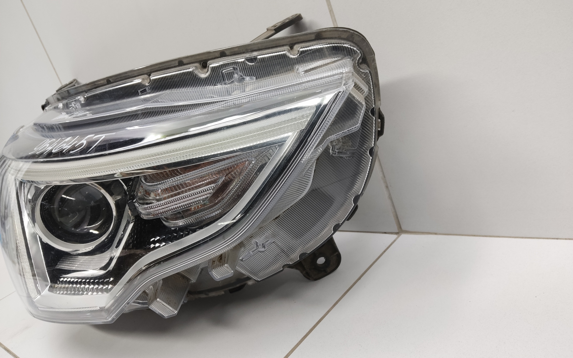 Фара передняя правая Haval Jolion галоген линза с ДХО