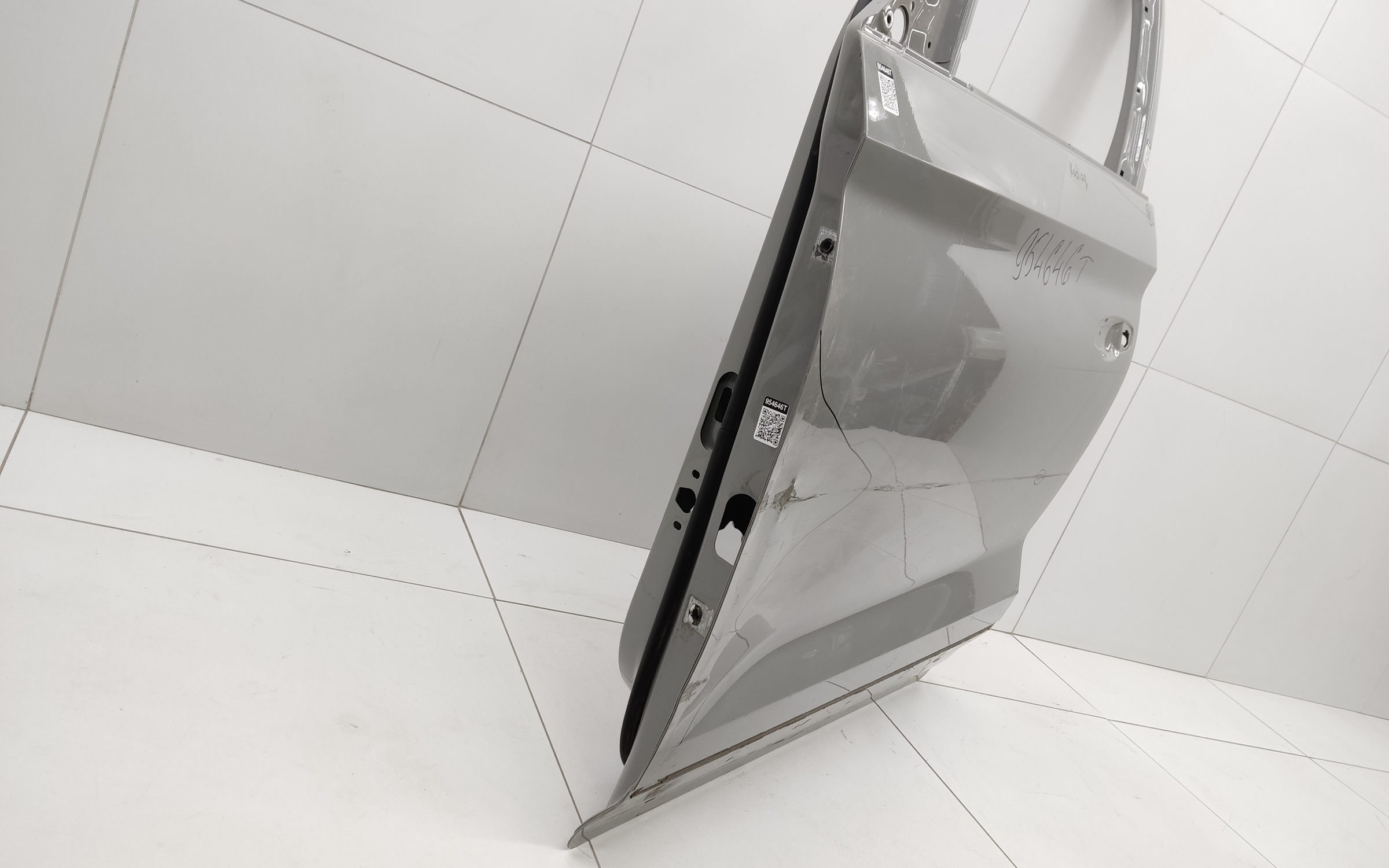 Дверь передняя левая Skoda Kodiaq