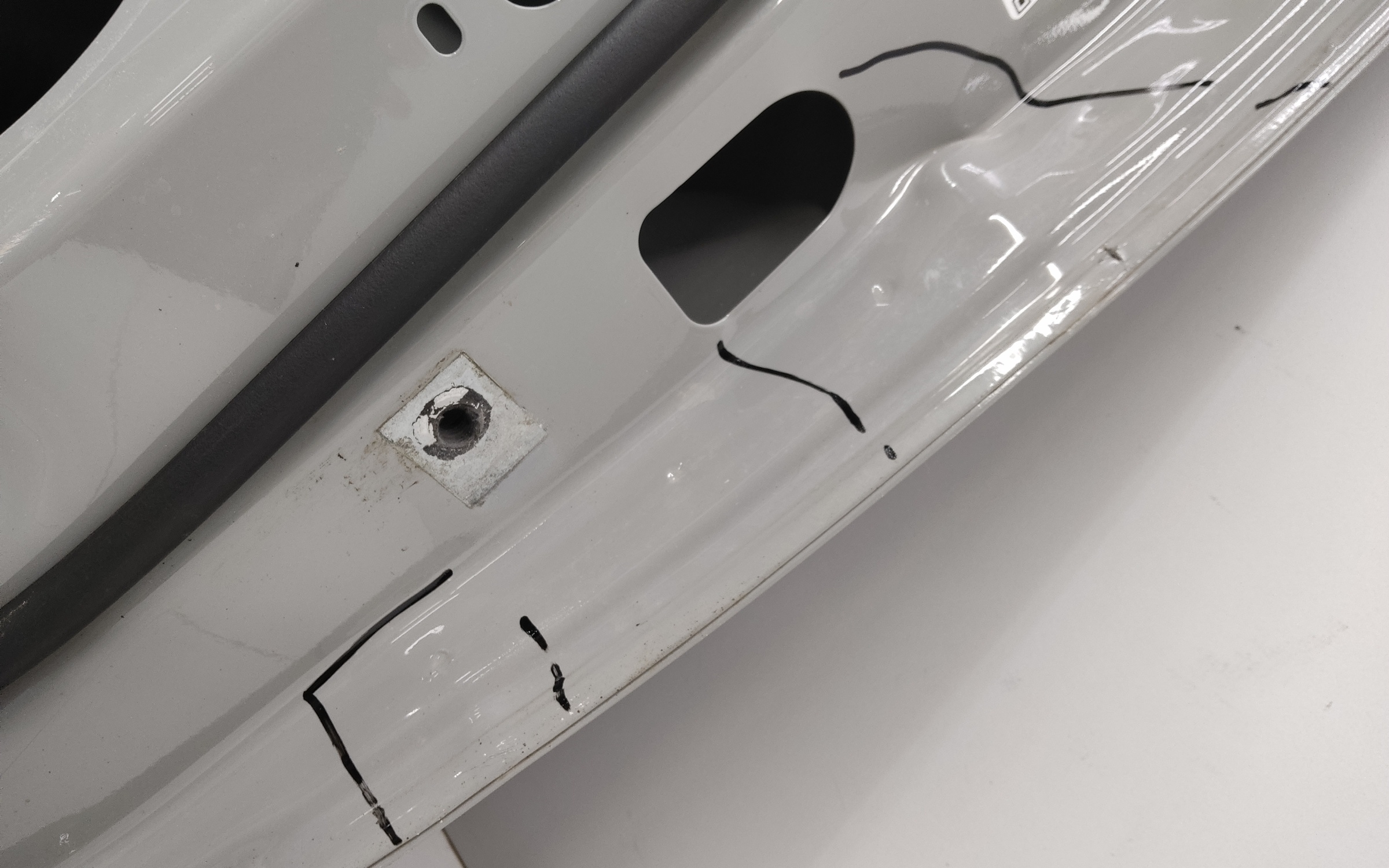 Дверь передняя левая Skoda Kodiaq