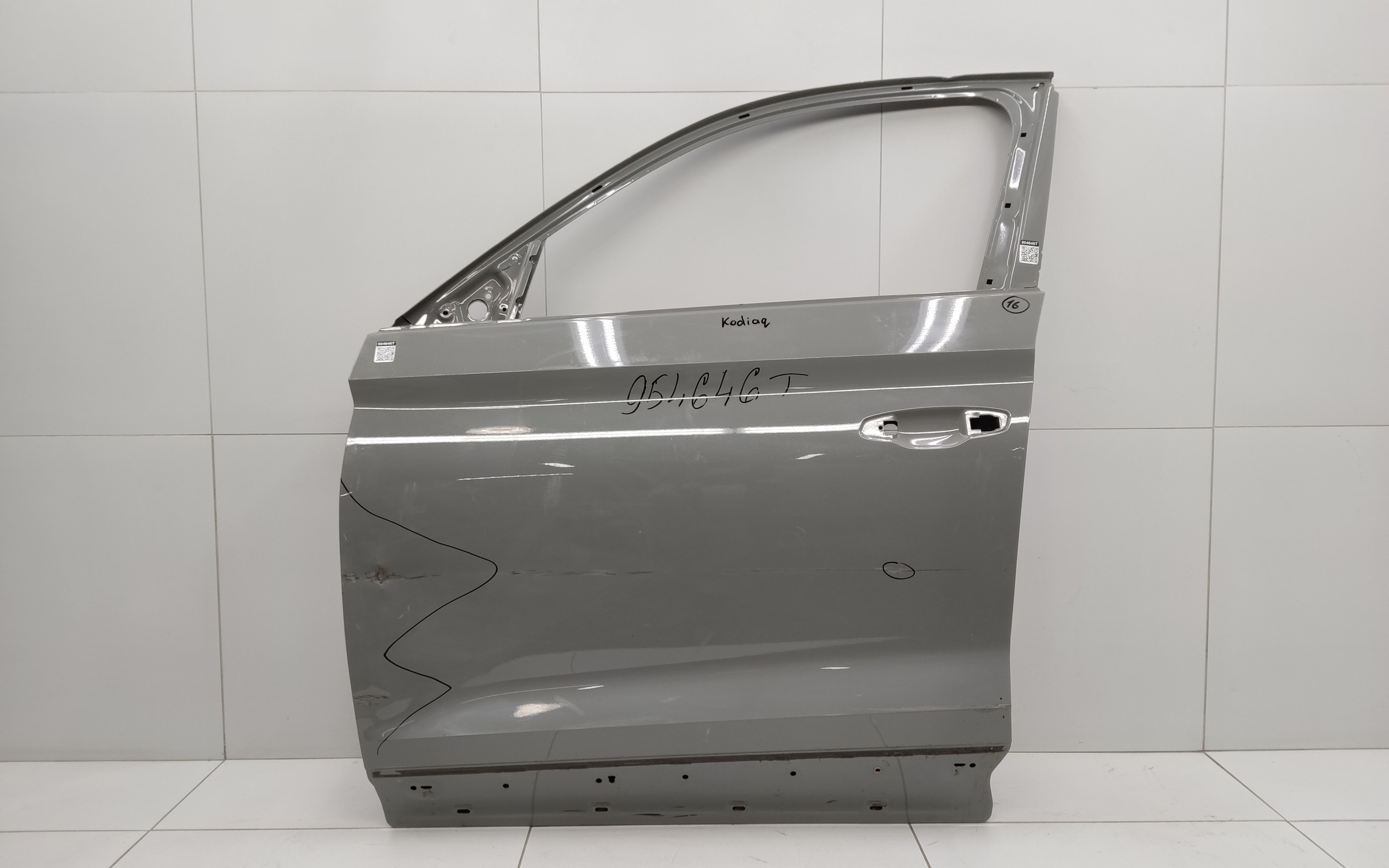 Дверь передняя левая Skoda Kodiaq