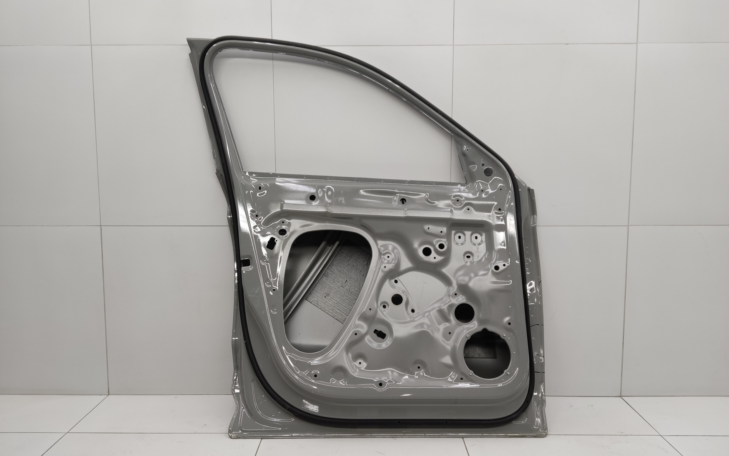 Дверь передняя левая Skoda Kodiaq