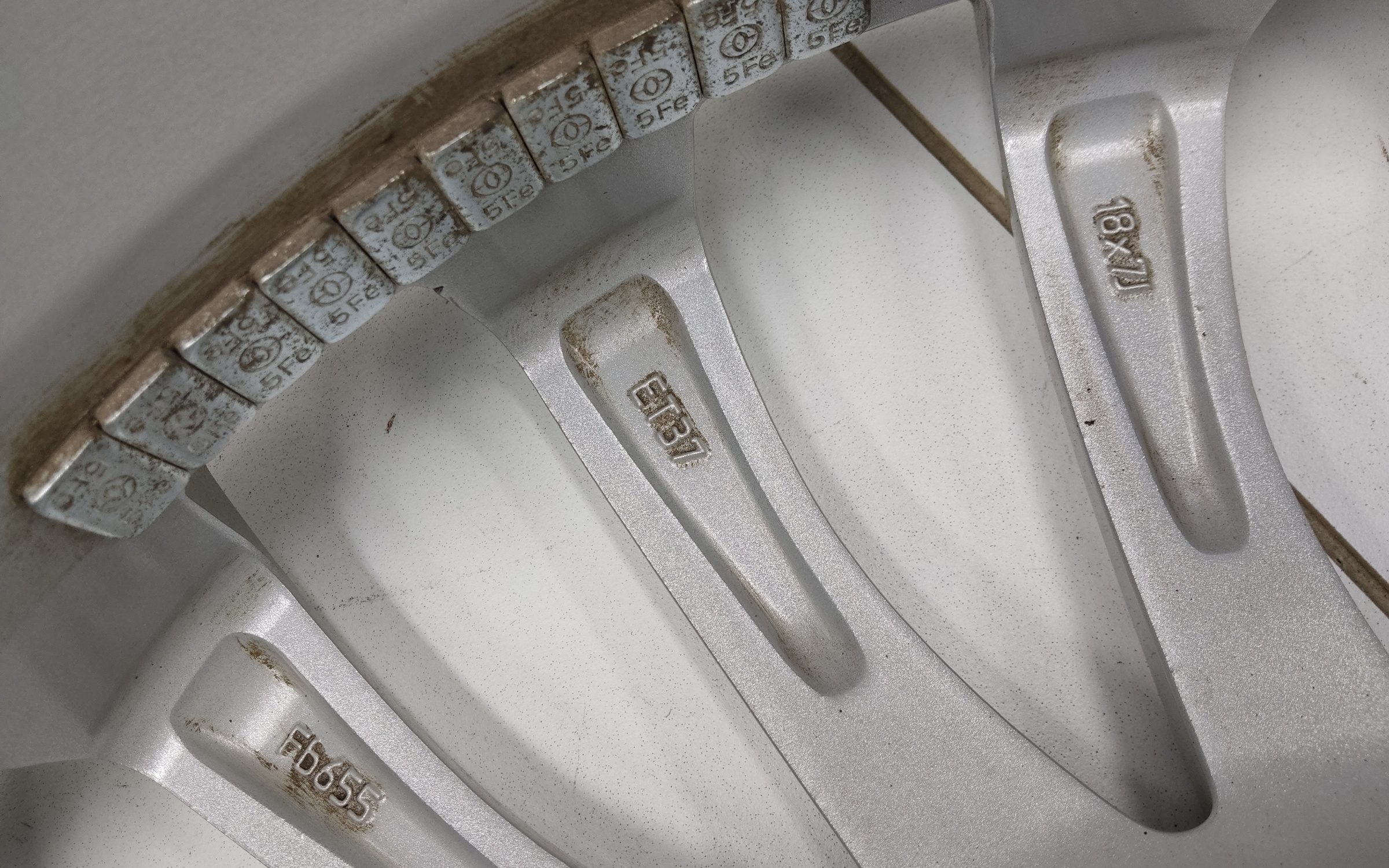 Диск колеса литой Haval Jolion R18 серебристый