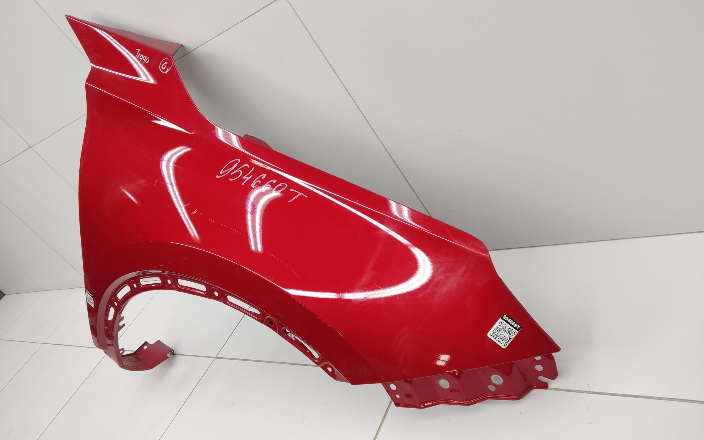 Крыло переднее правое Chery Tiggo 7L