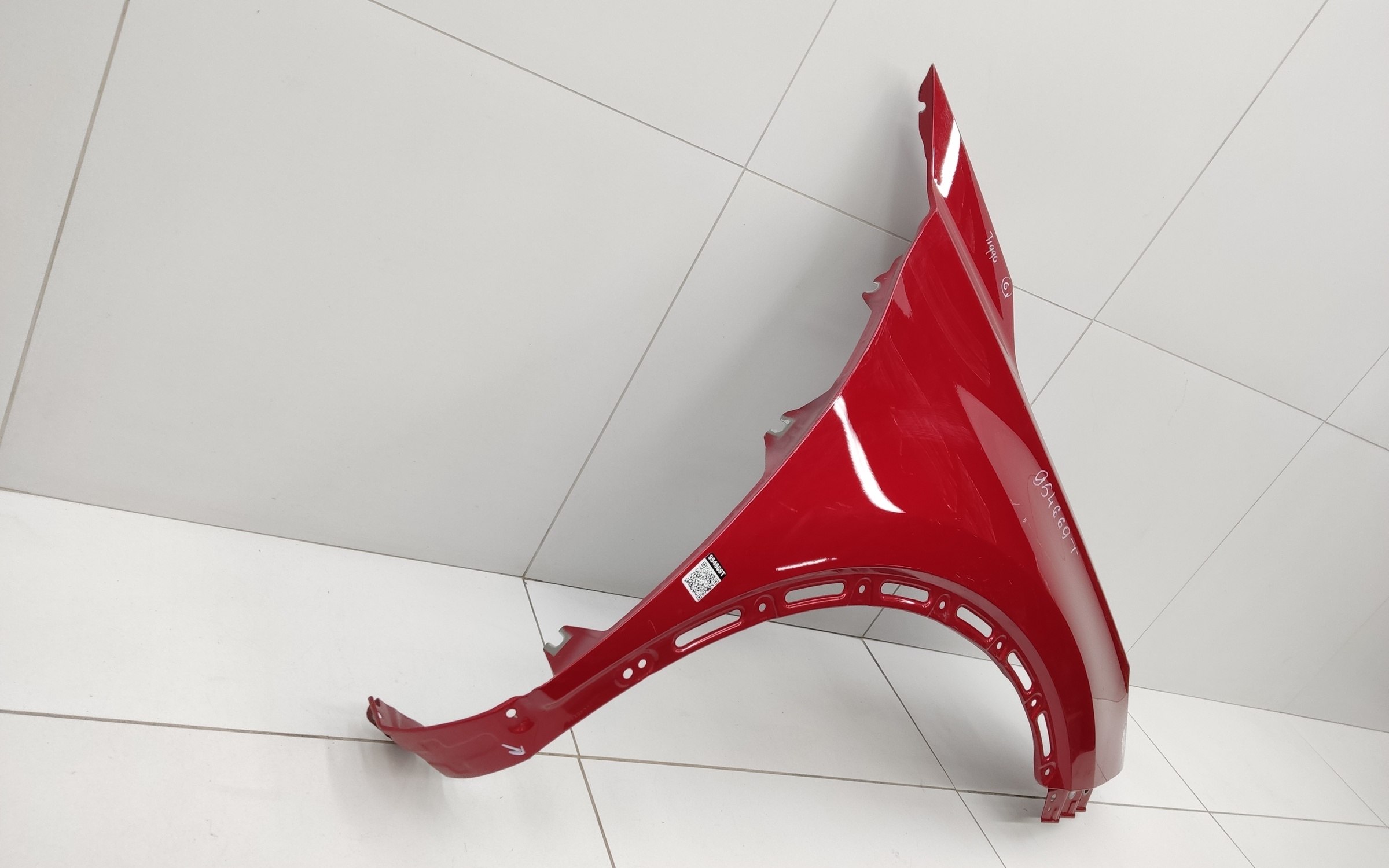 Крыло переднее правое Chery Tiggo 7L