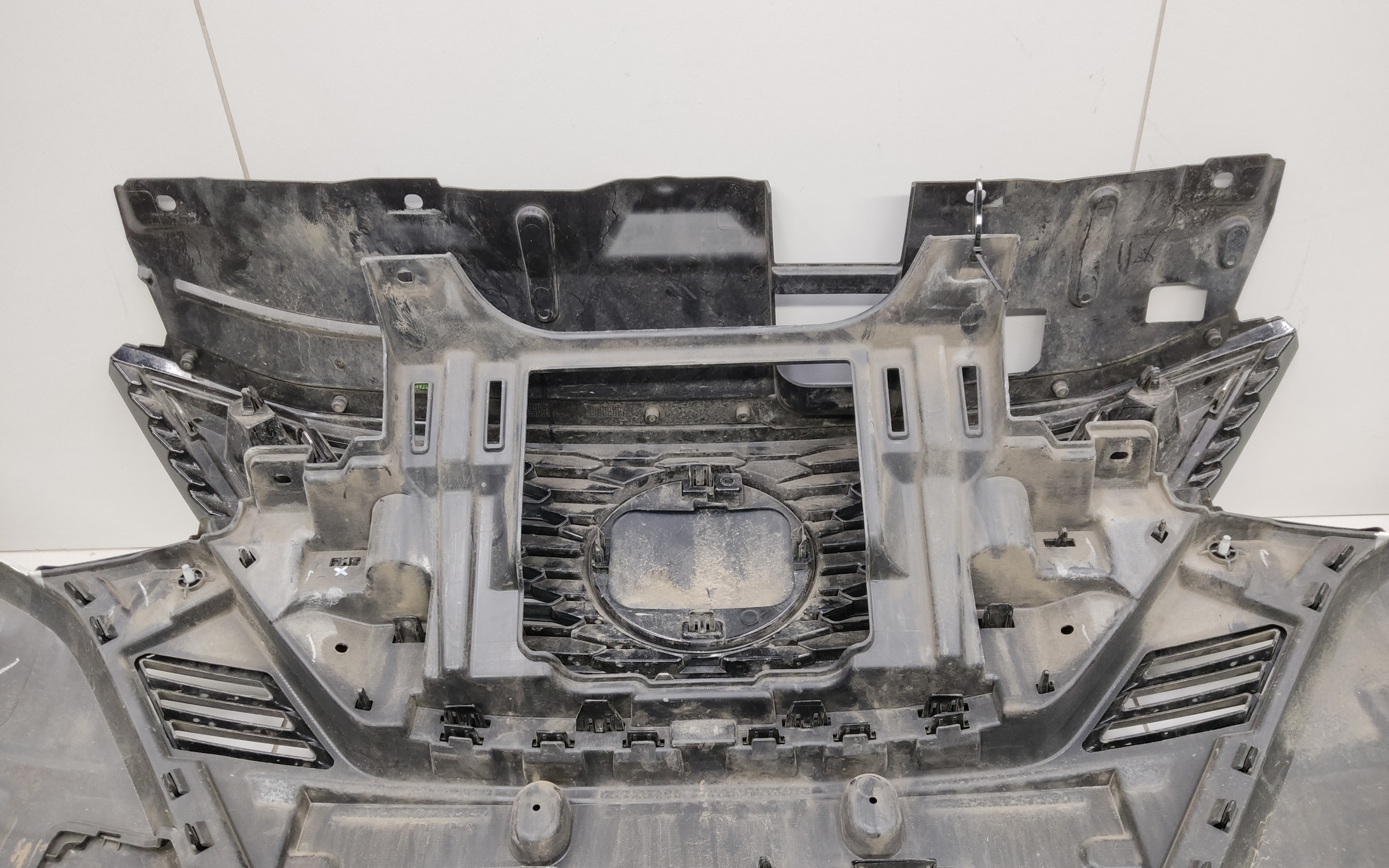 Бампер передний Nissan Qashqai 2 Restail