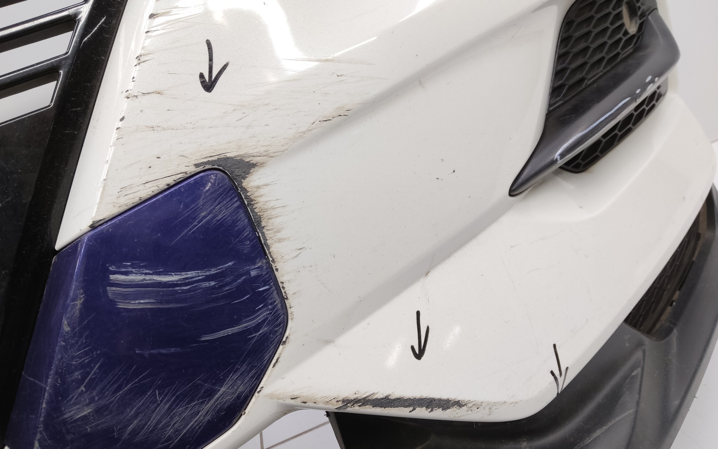 Бампер передний Nissan Qashqai 2 Restail