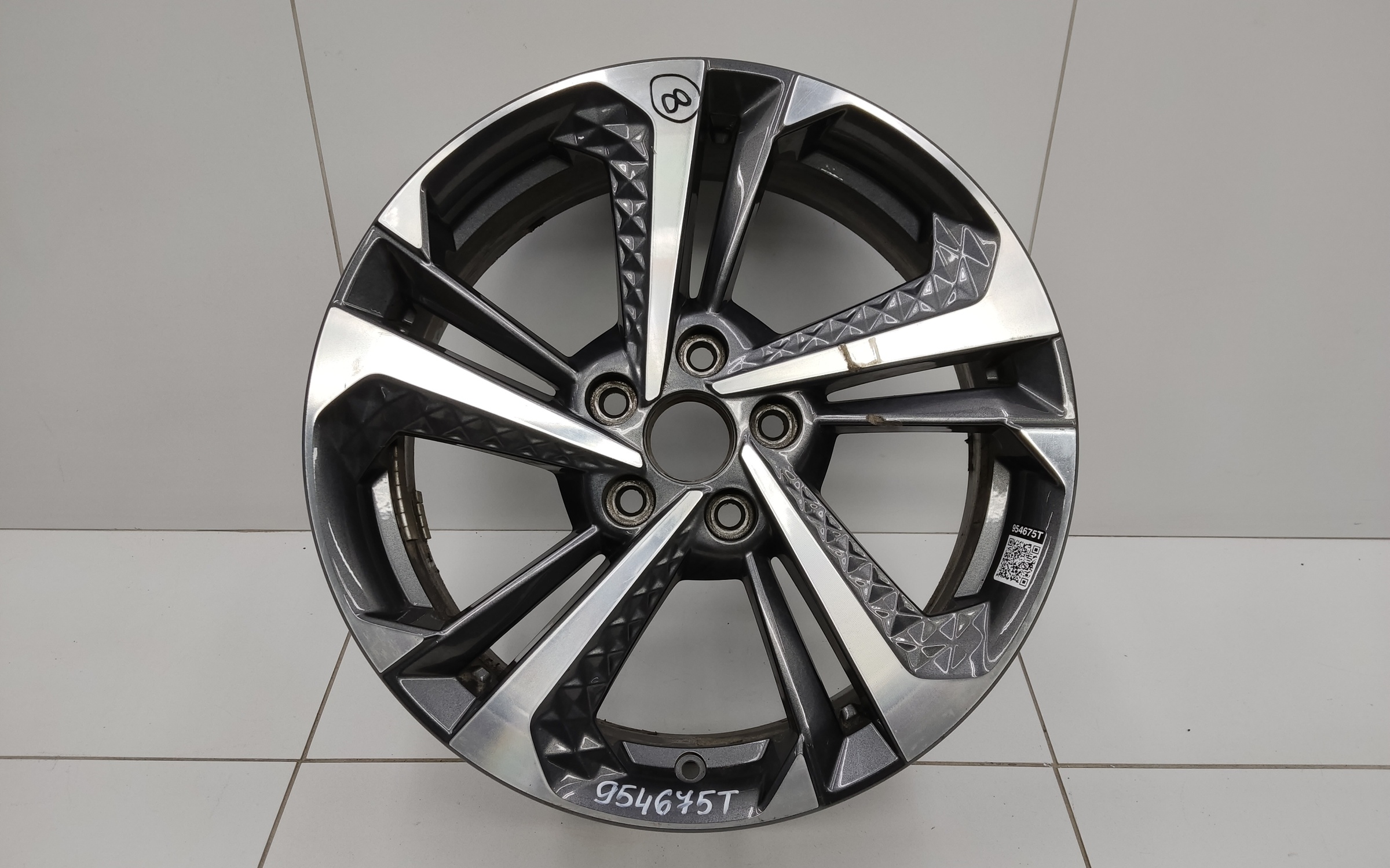 Диск колеса литой Geely Coolray Restail R18 тёмно-серый