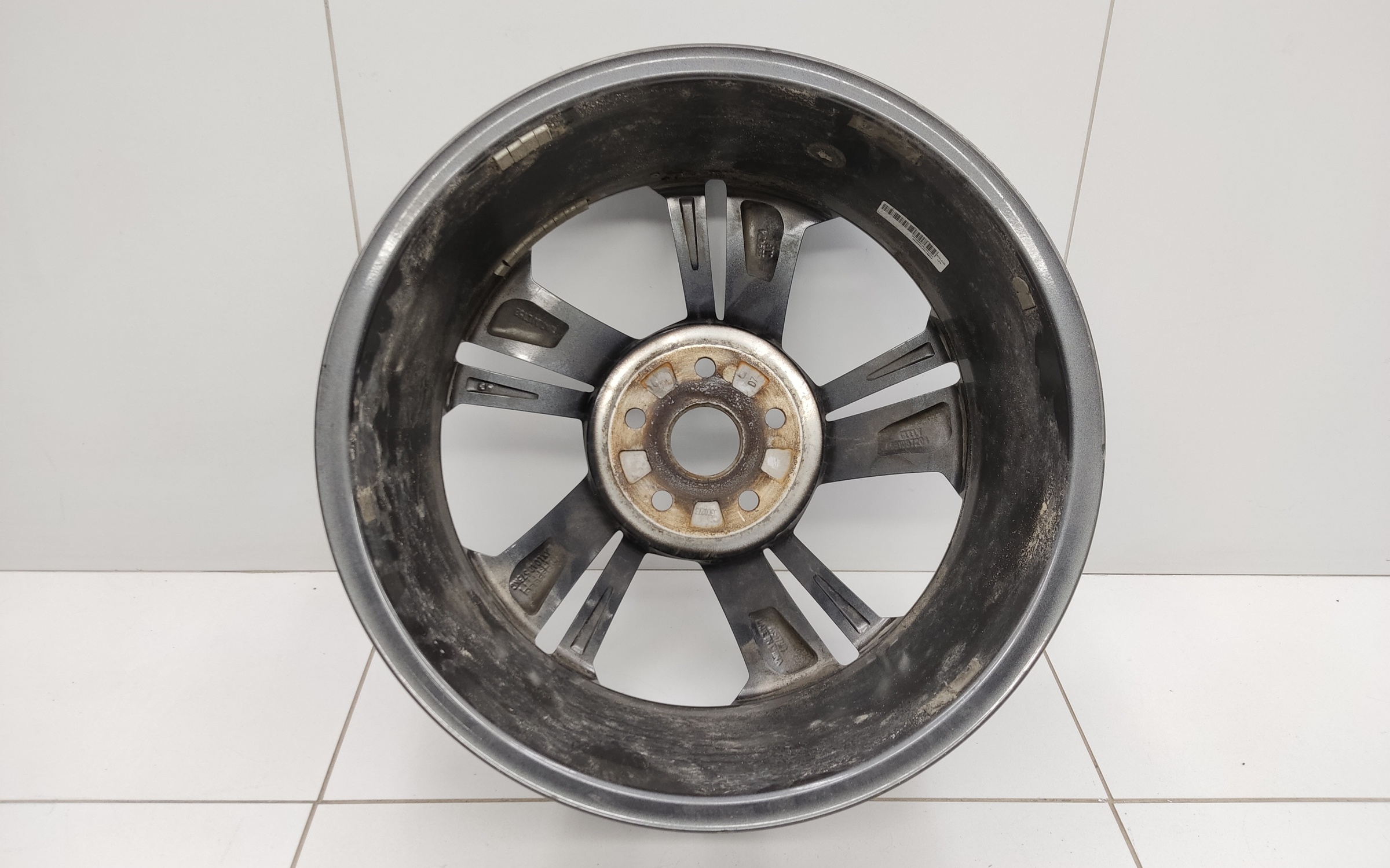 Диск колеса литой Geely Coolray Restail R18 тёмно-серый