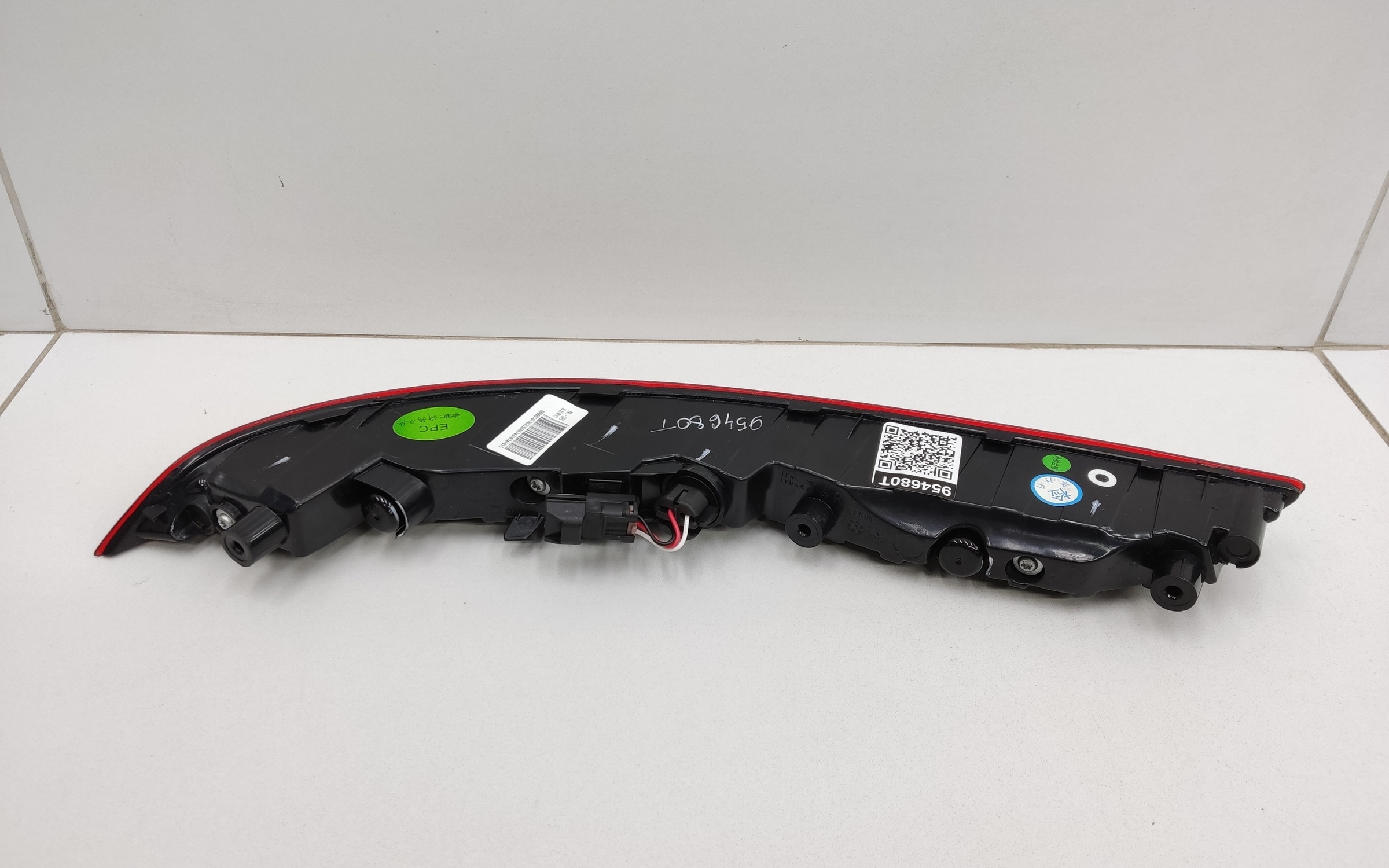 Фара ПТФ задняя правая Geely Atlas Pro LED