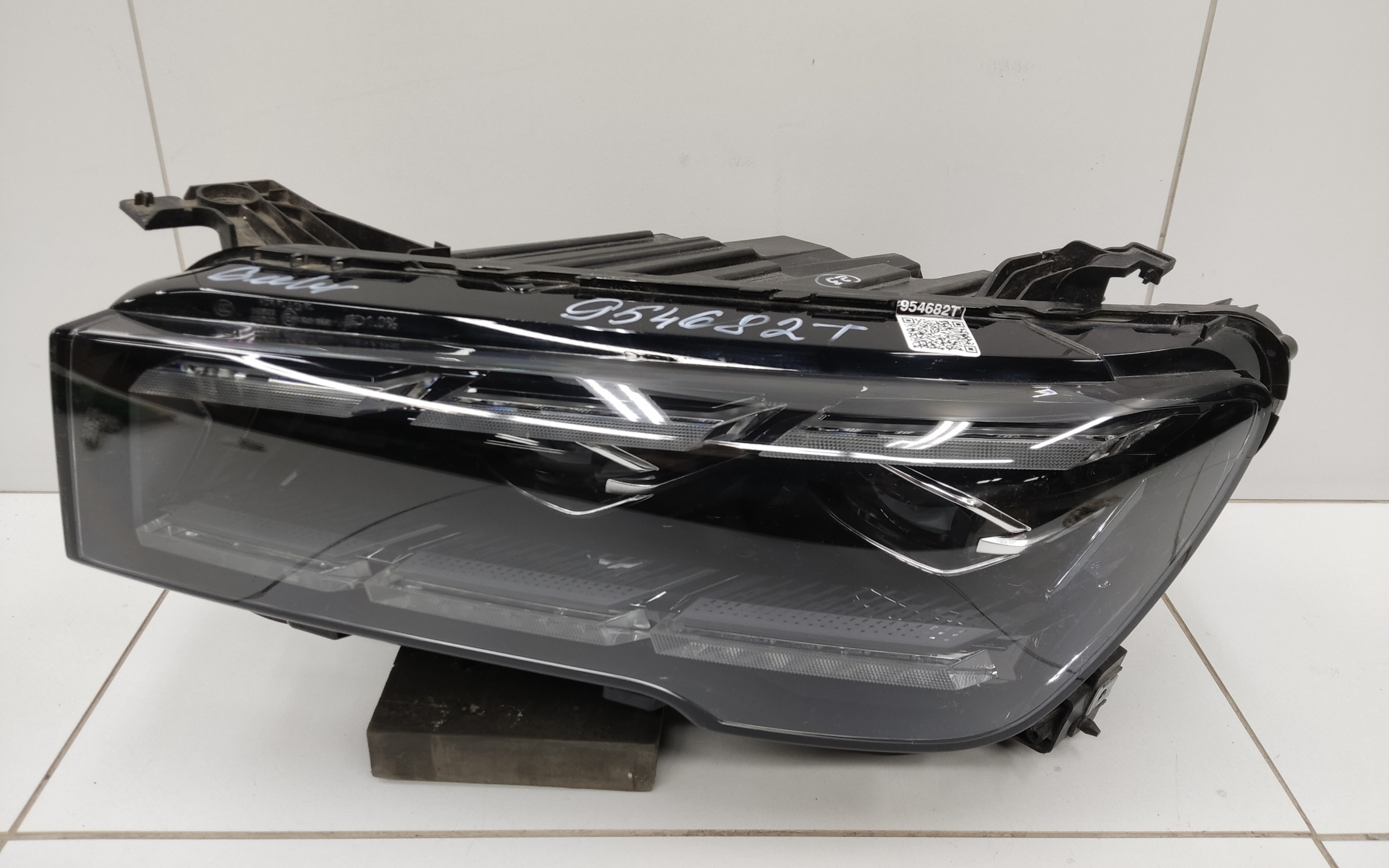 Фара передняя левая Geely Monjaro LED