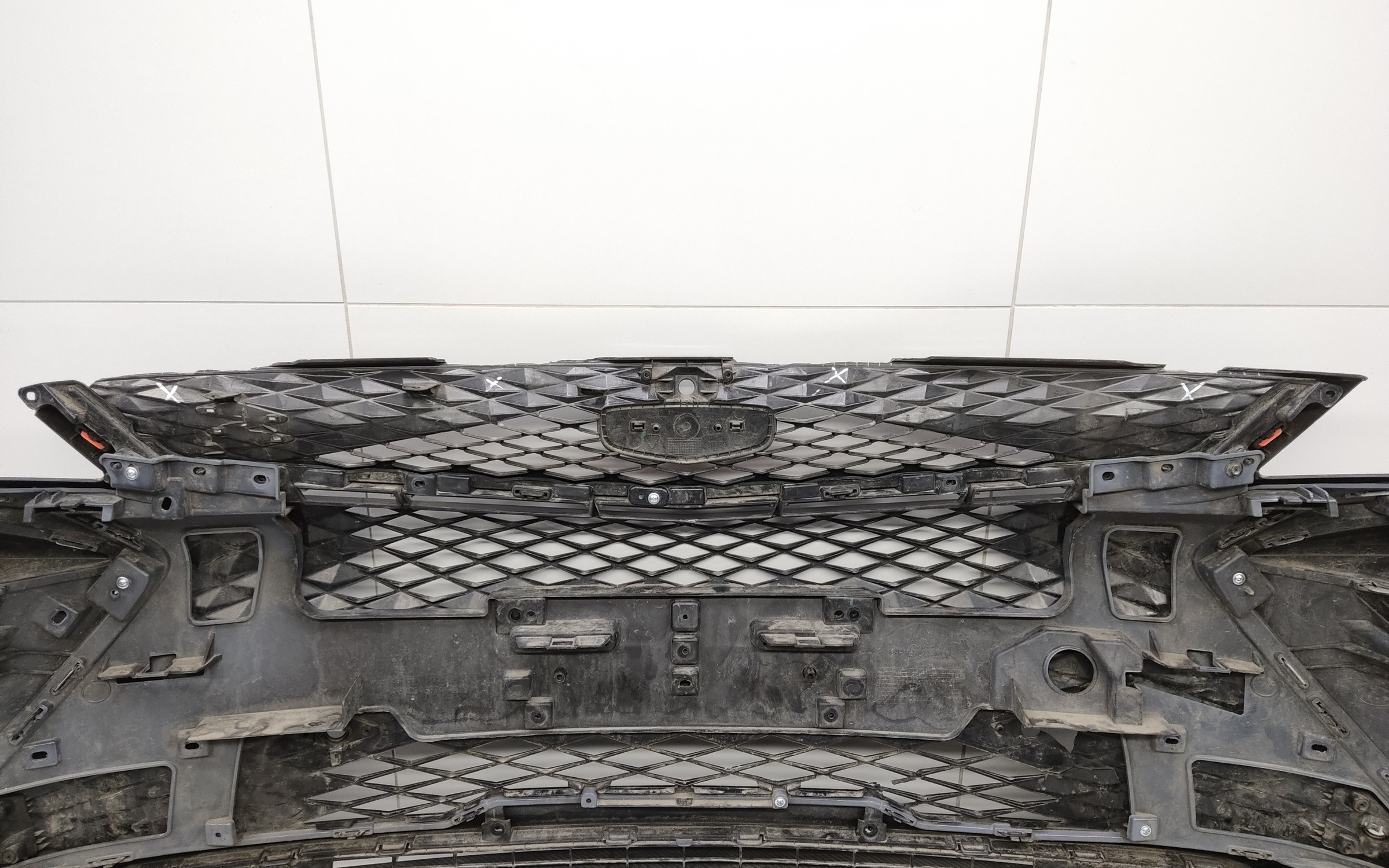 Бампер передний Geely Coolray 1 Restail