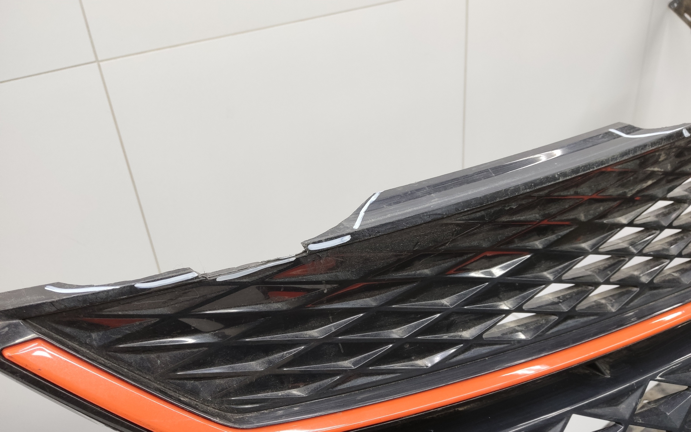 Бампер передний Geely Coolray 1 Restail