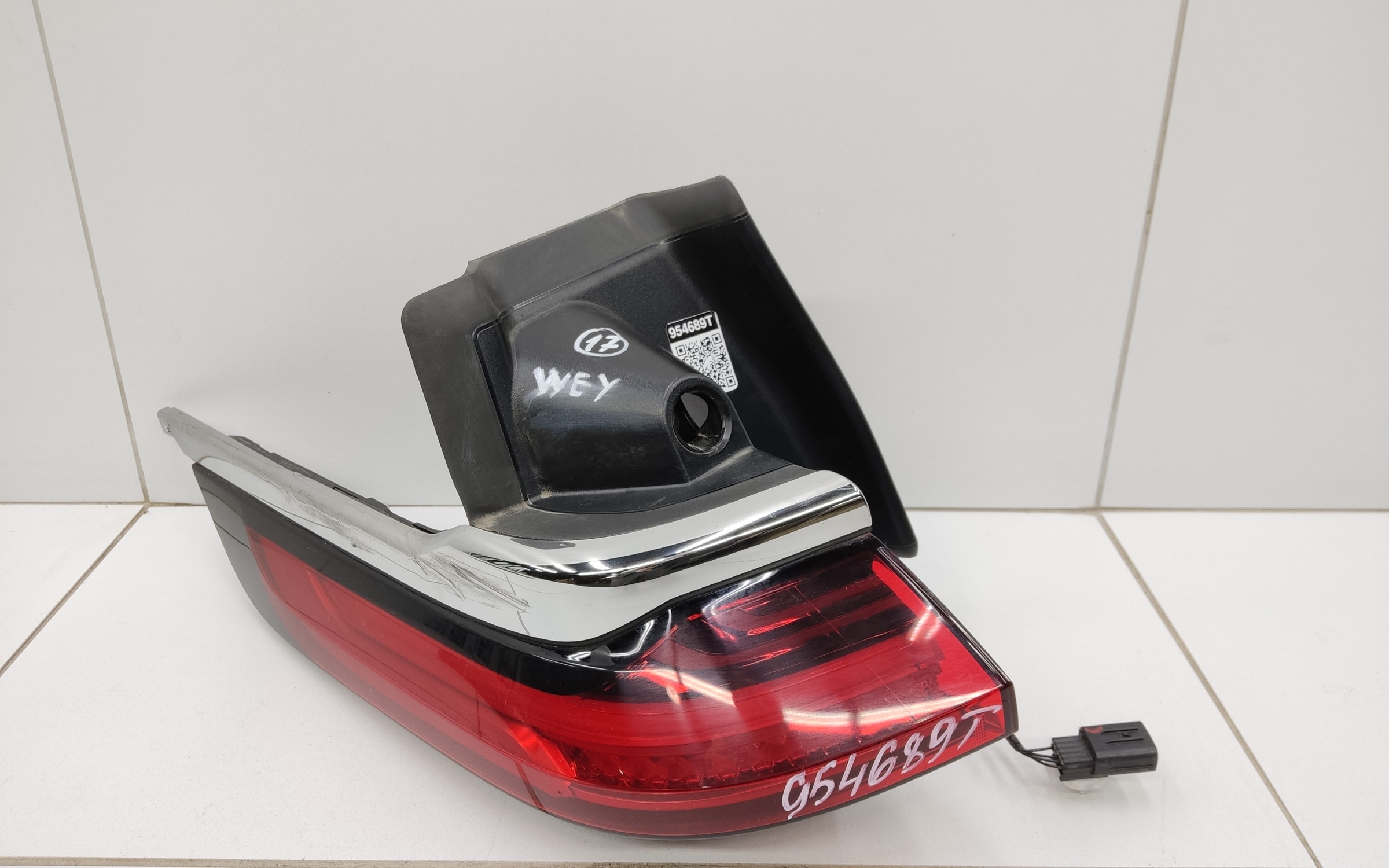 Фонарь задний левый наружный Wey 80 LED