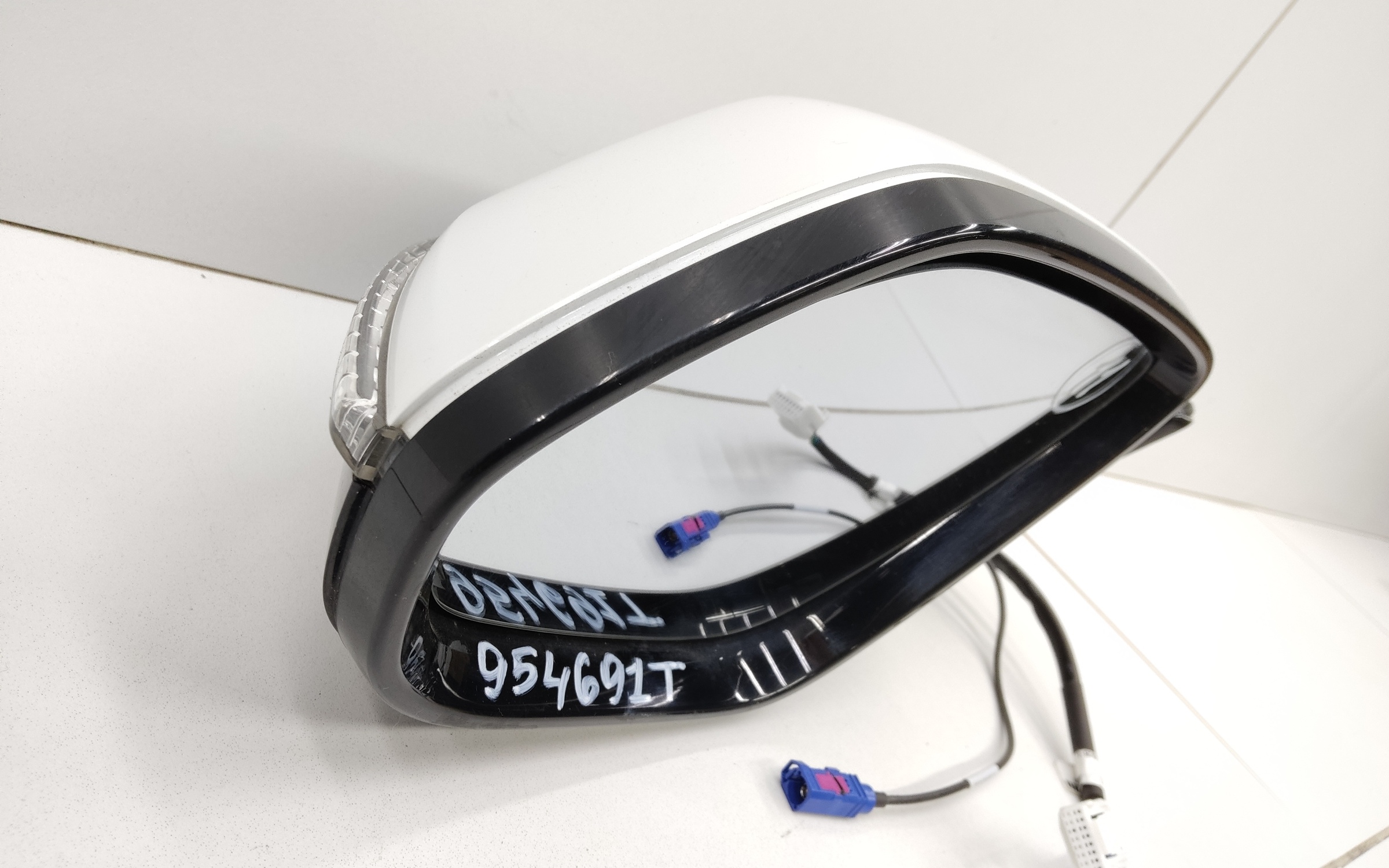 Зеркало левое Haval F7 9+1 контактов