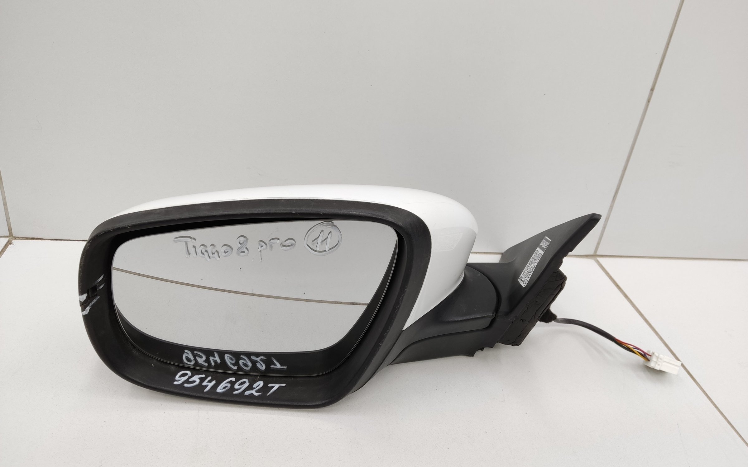 Зеркало левое Chery Tiggo 7 Pro 8 контактов