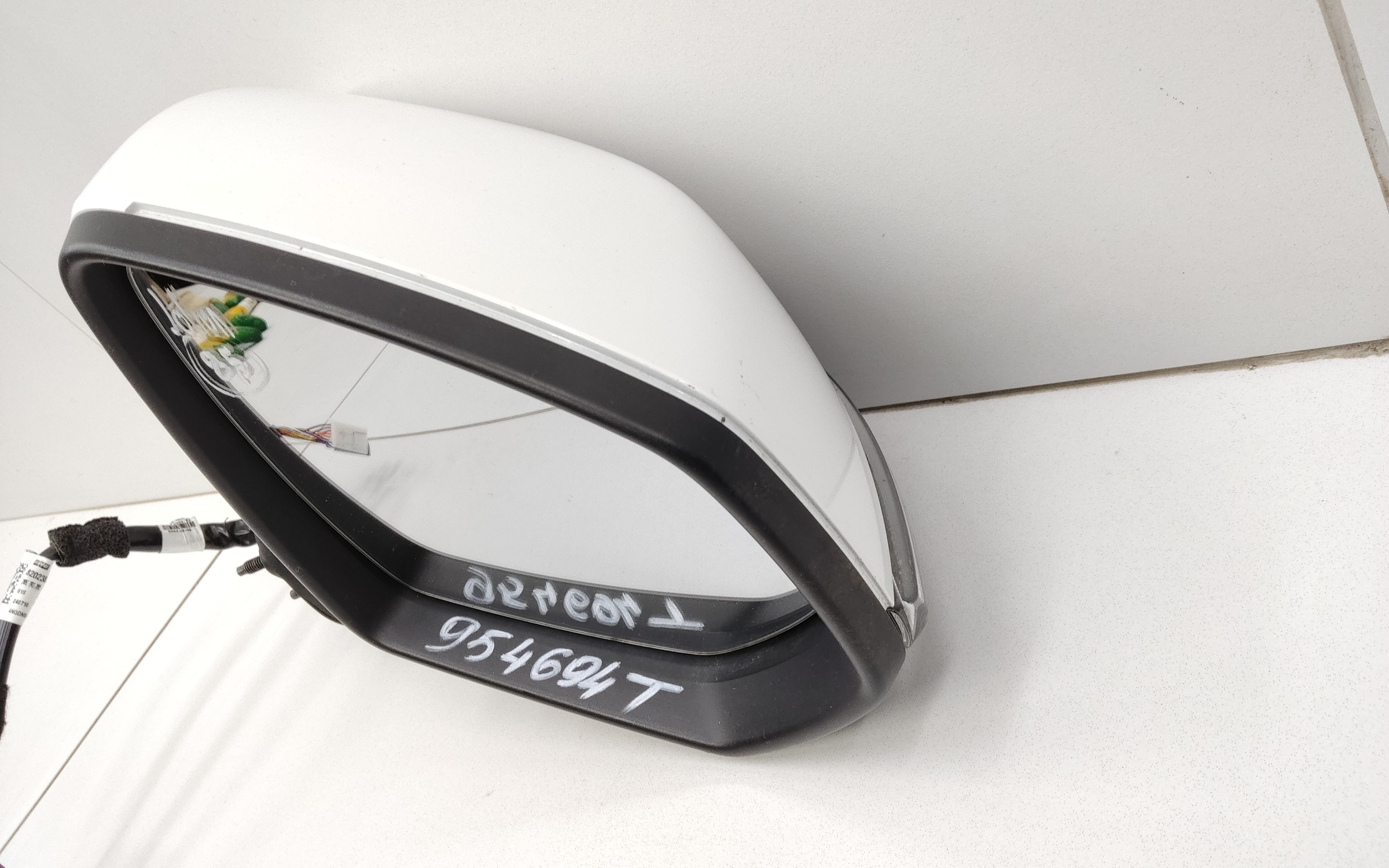 Зеркало правое Haval Jolion 8+1 контактов