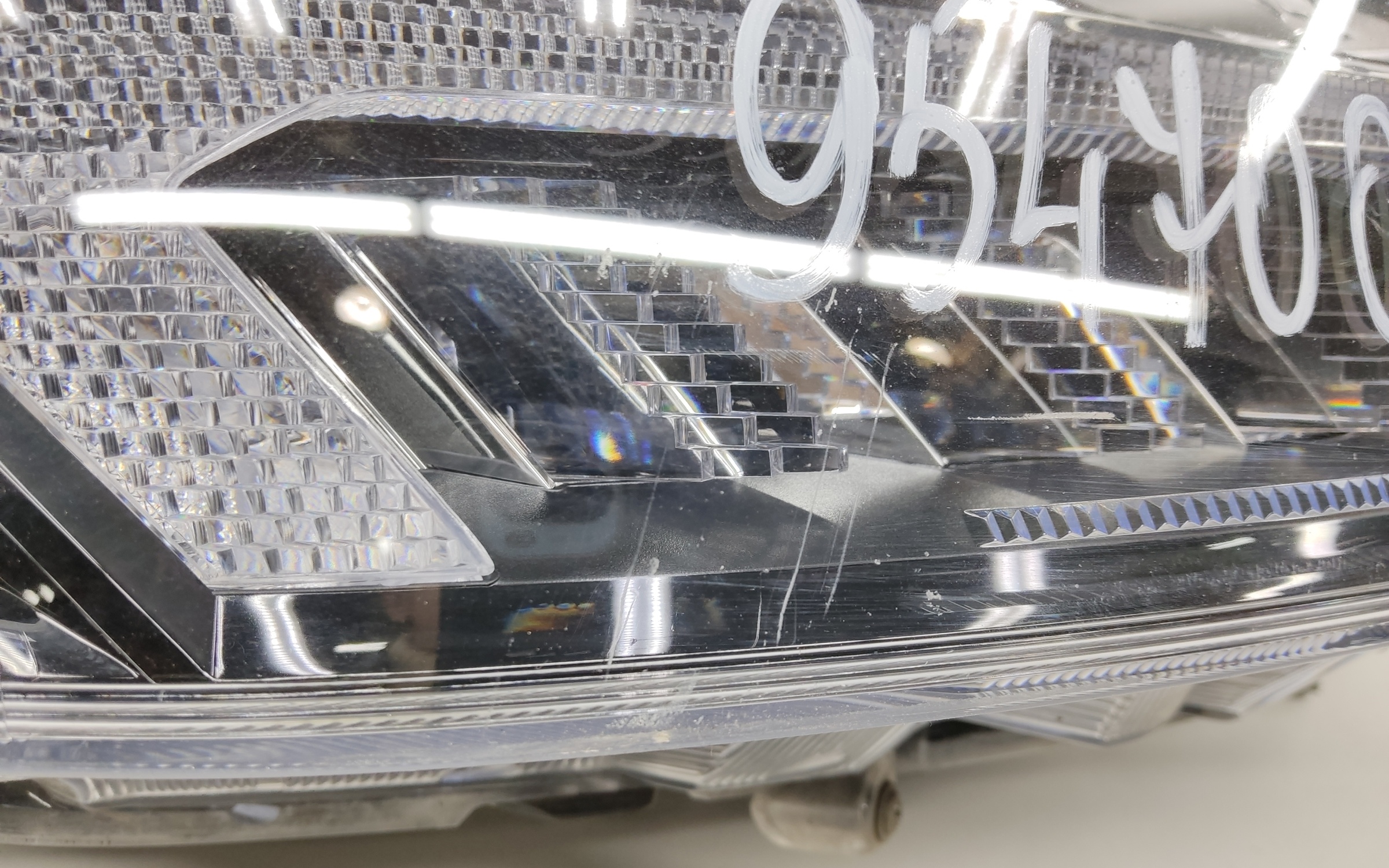 Фара передняя правая Haval Jolion LED