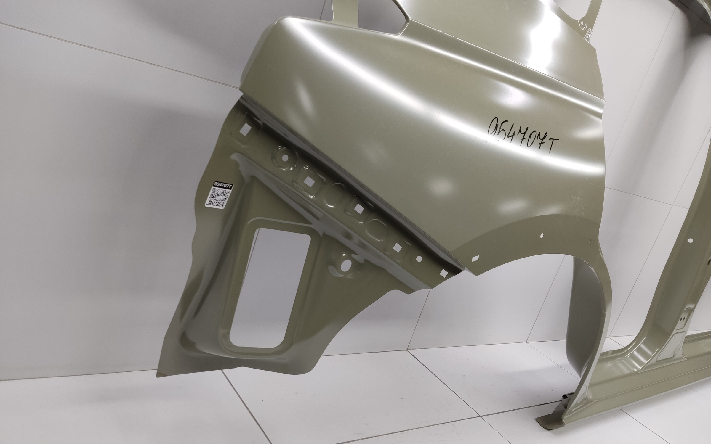 Панель кузова боковая правая Haval Jolion Restail