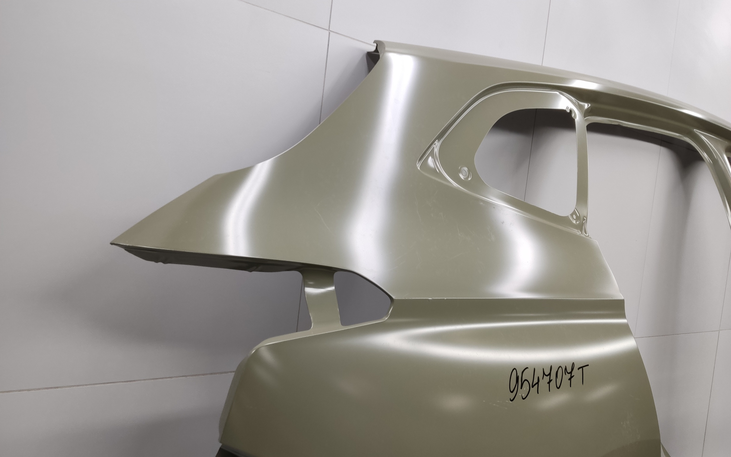 Панель кузова боковая правая Haval Jolion Restail