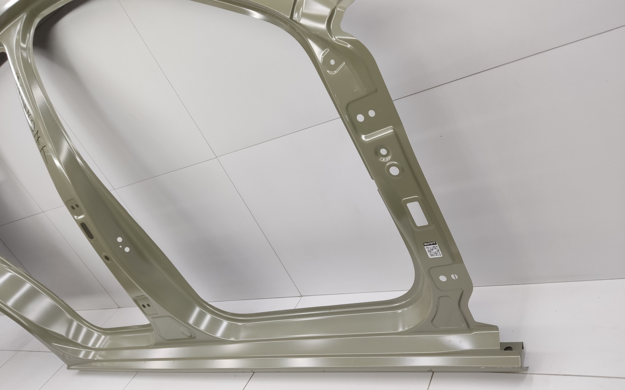 Панель кузова боковая правая Haval Jolion Restail