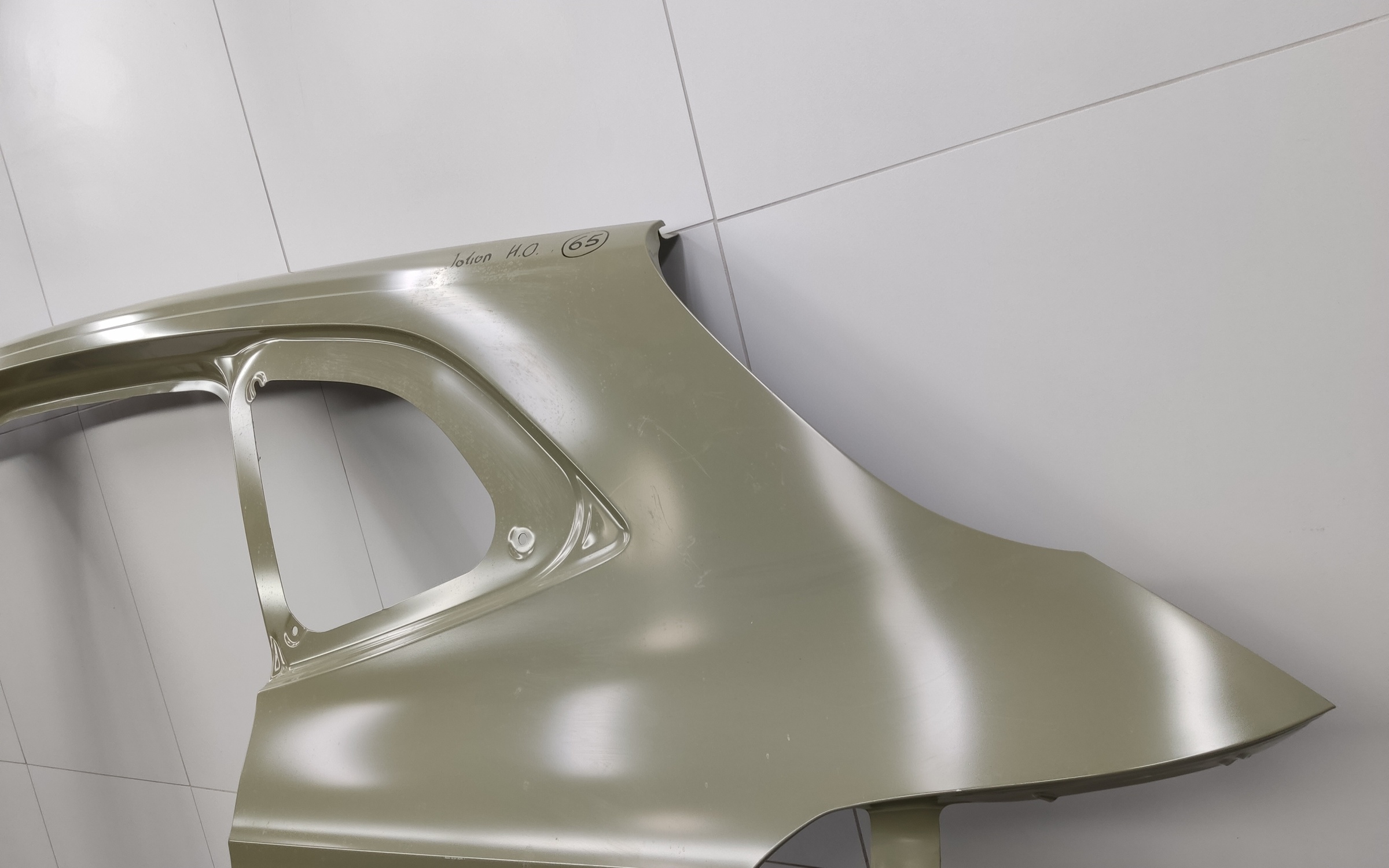 Панель кузова боковая левая Haval Jolion