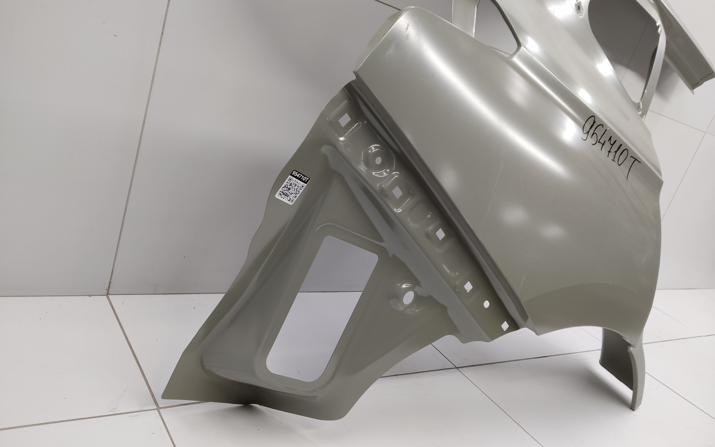 Панель кузова боковая правая Haval Jolion