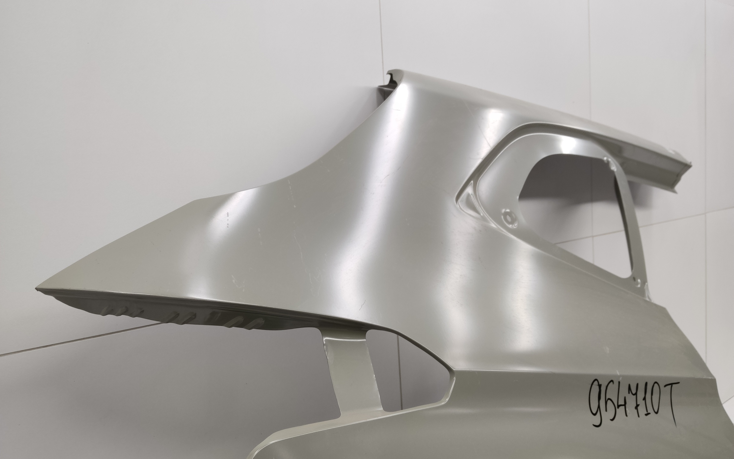 Панель кузова боковая правая Haval Jolion