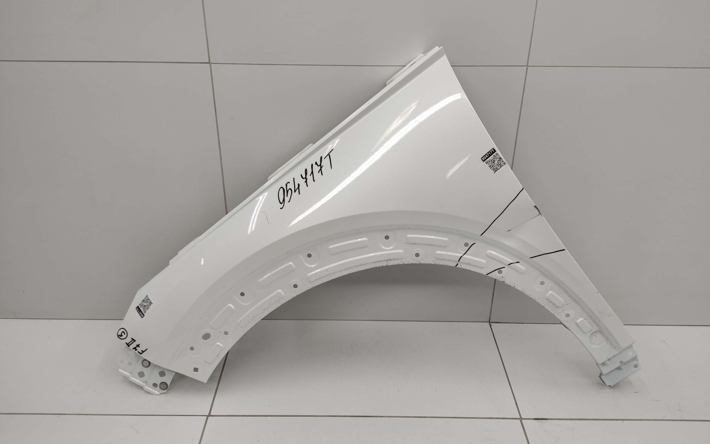 Крыло переднее левое Haval F7 2