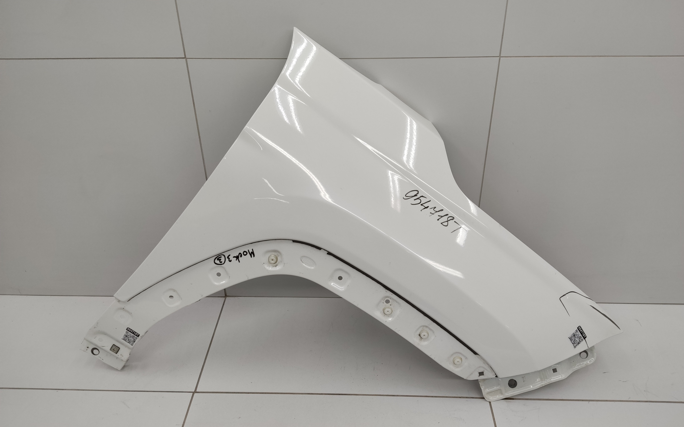 Крыло переднее правое Москвич 3