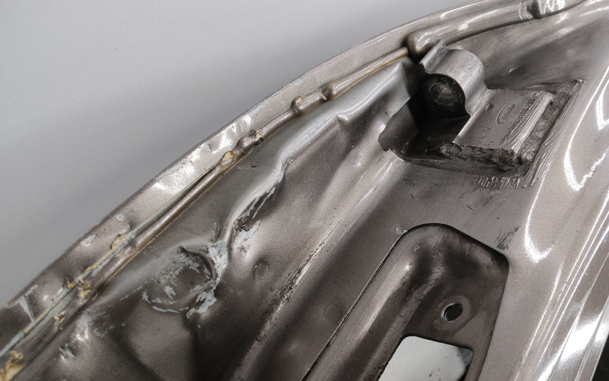 Дверь передняя правая Lada Granta 1