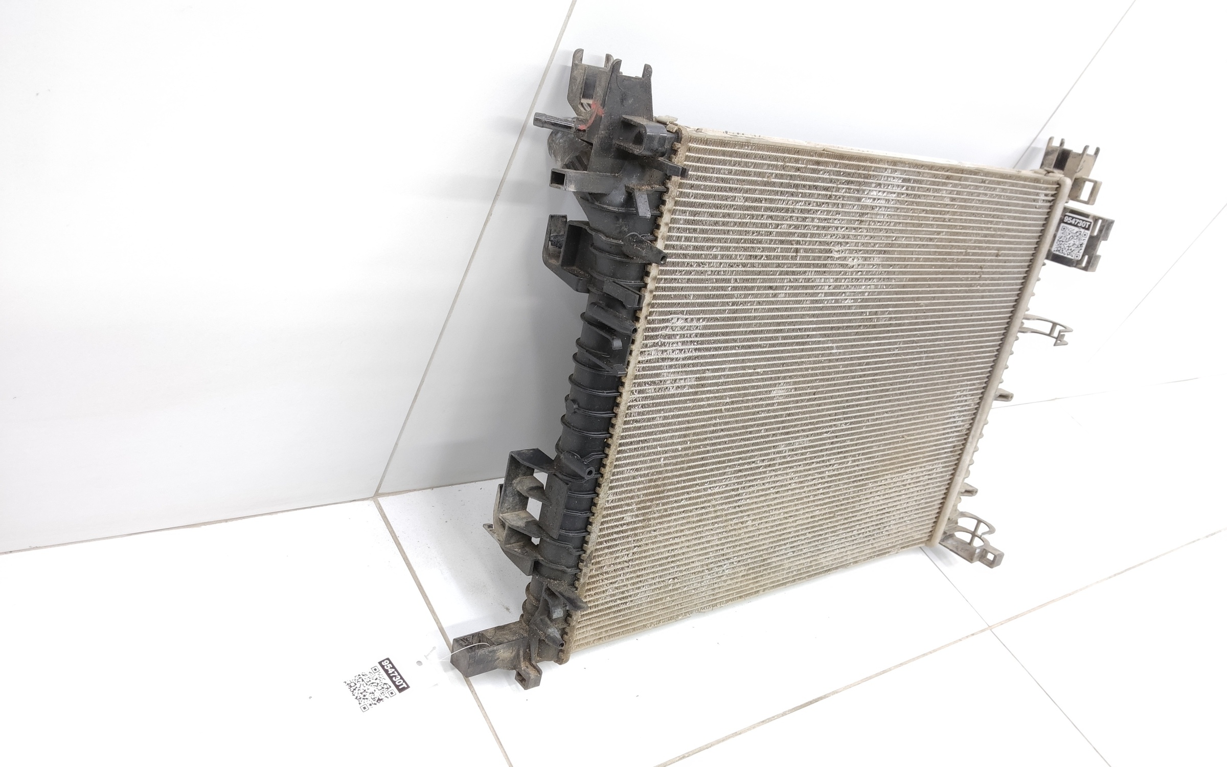 Радиатор охлаждения двигателя Renault Arkana