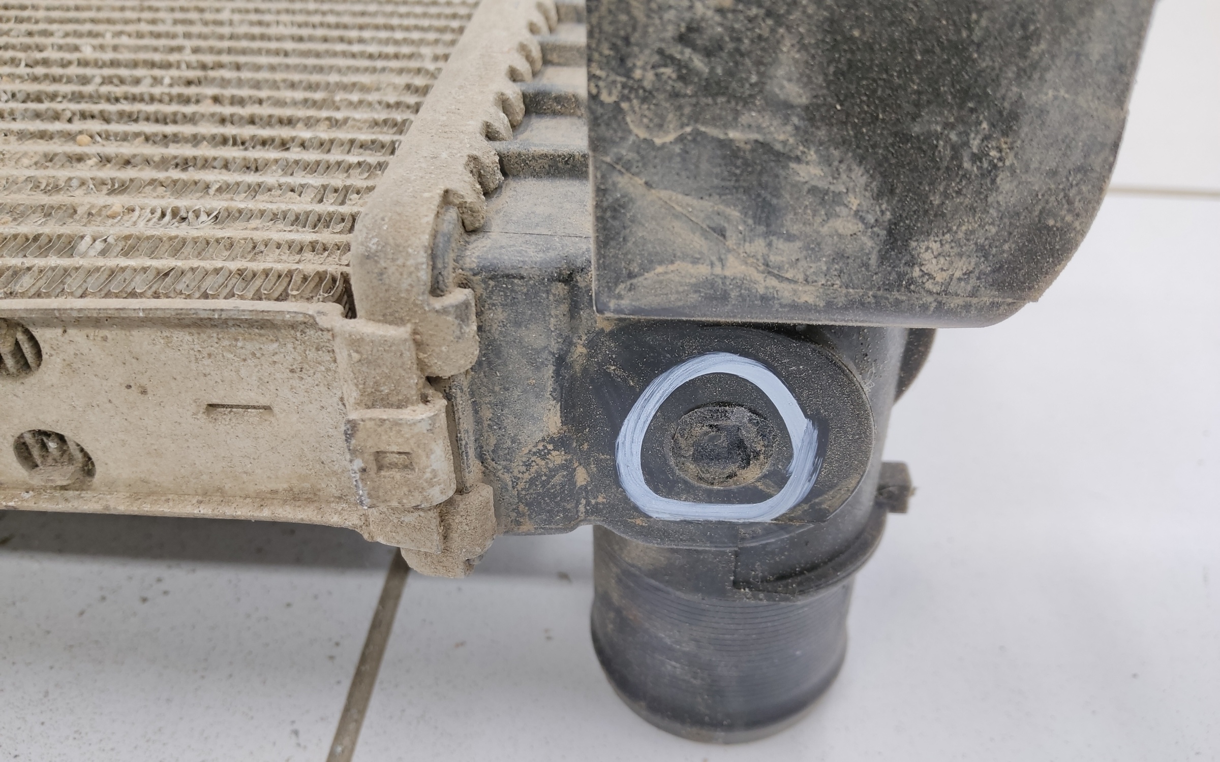 Радиатор охлаждения двигателя Renault Arkana