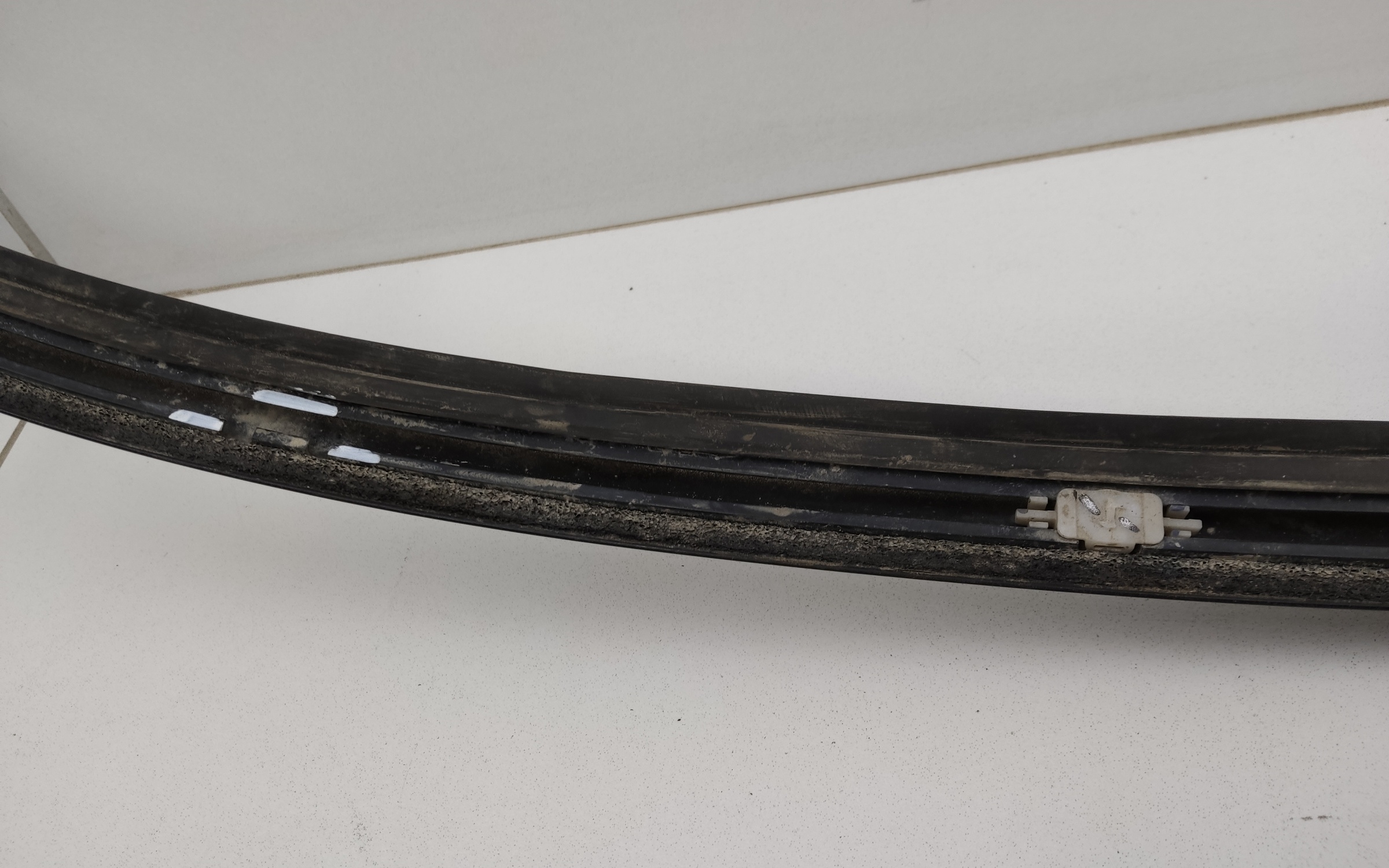 Накладка крышки багажника хром Voyah Free Restail