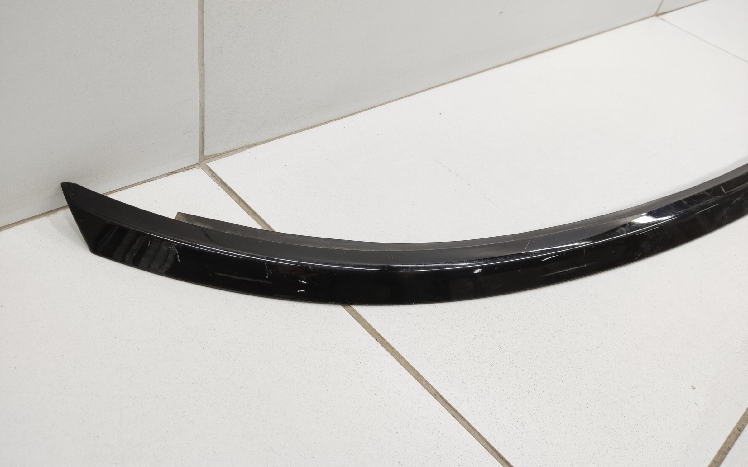 Накладка крышки багажника хром Voyah Free Restail