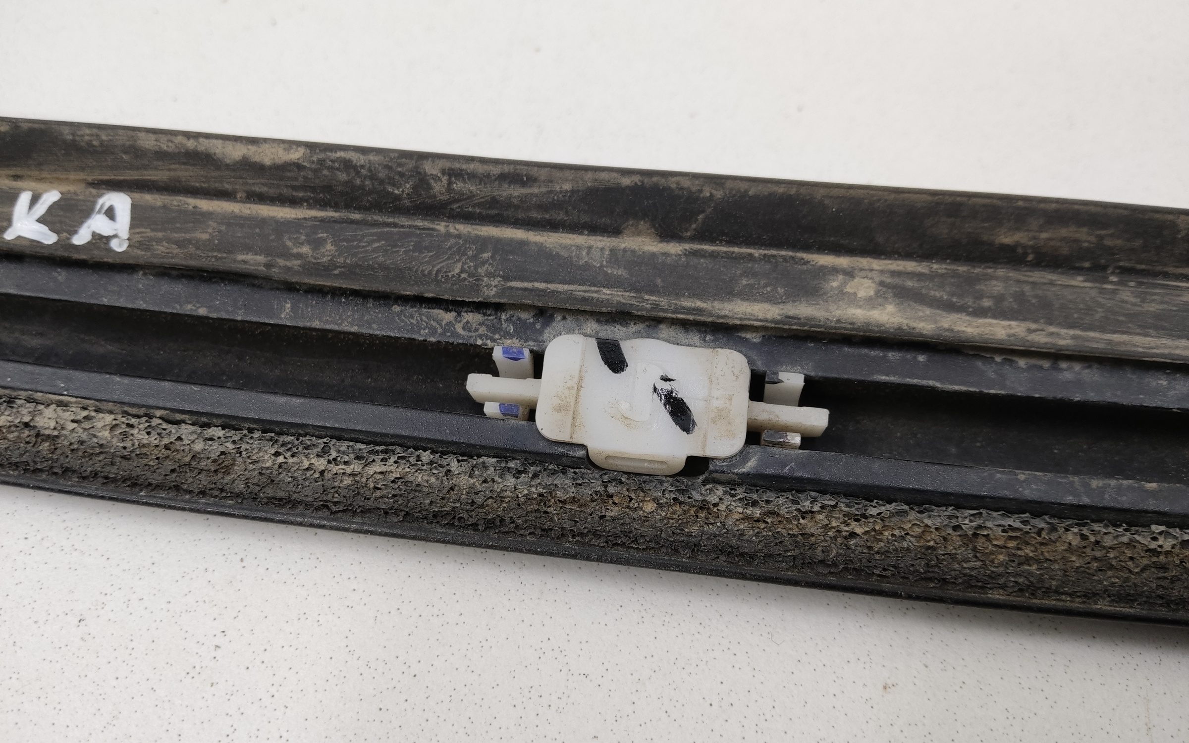 Накладка крышки багажника хром Voyah Free Restail