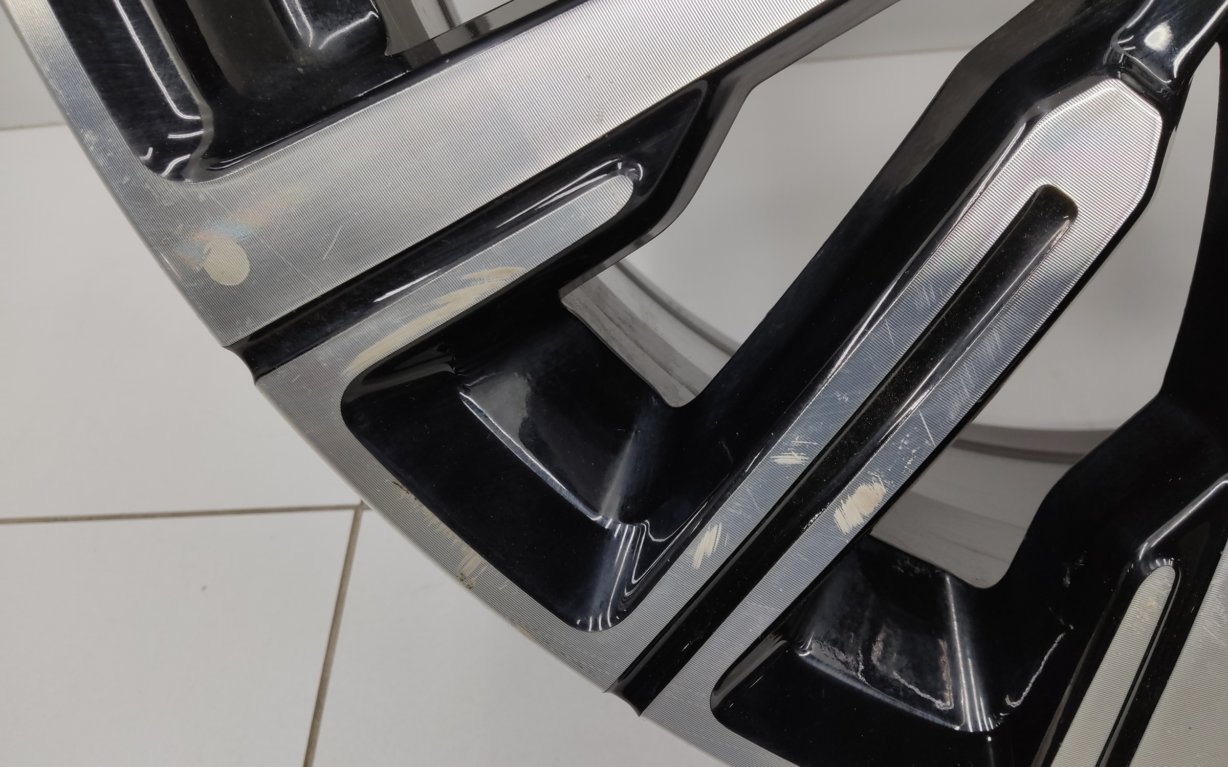 Диск колеса литой Exeed VX R20