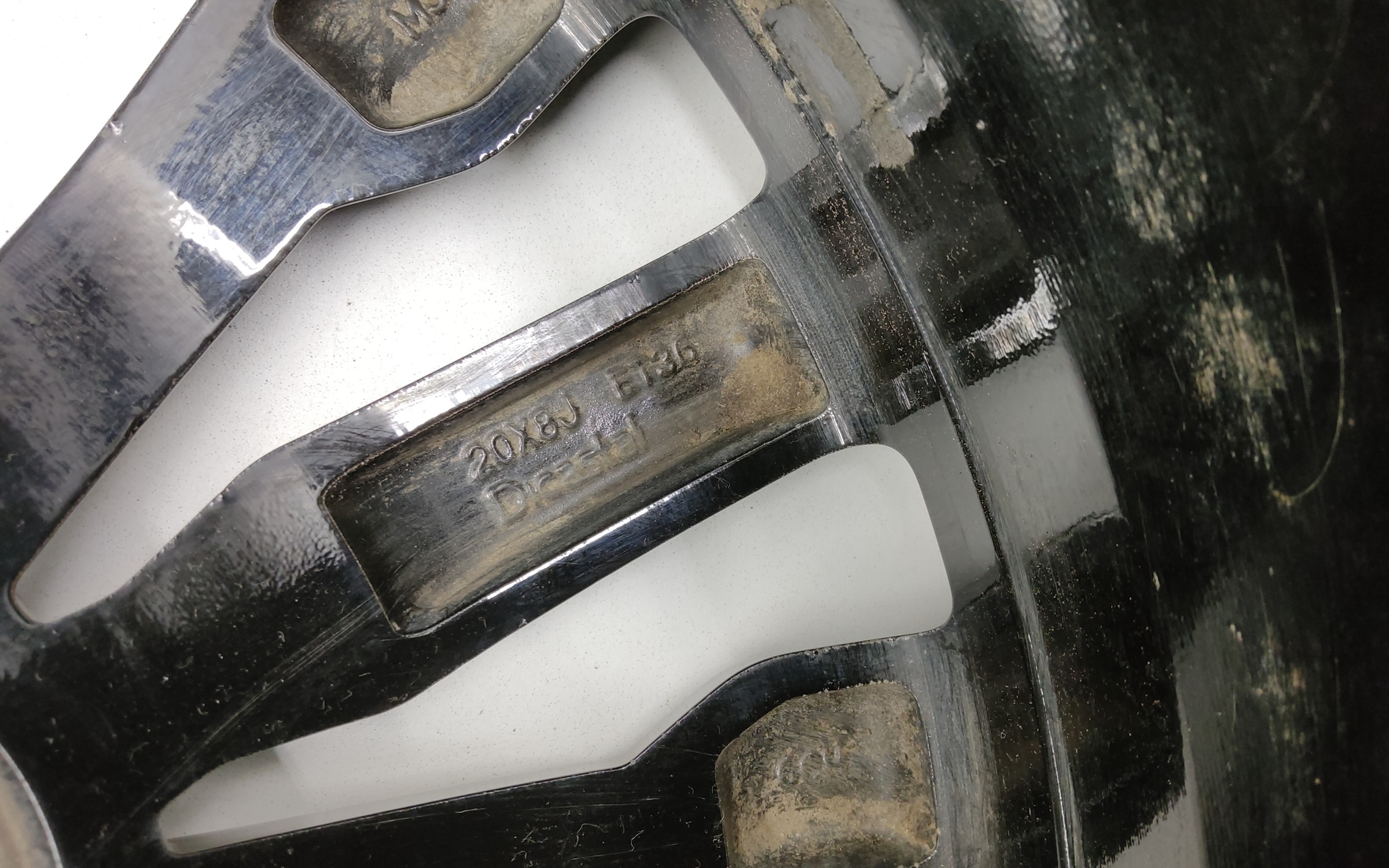 Диск колеса литой Exeed VX R20