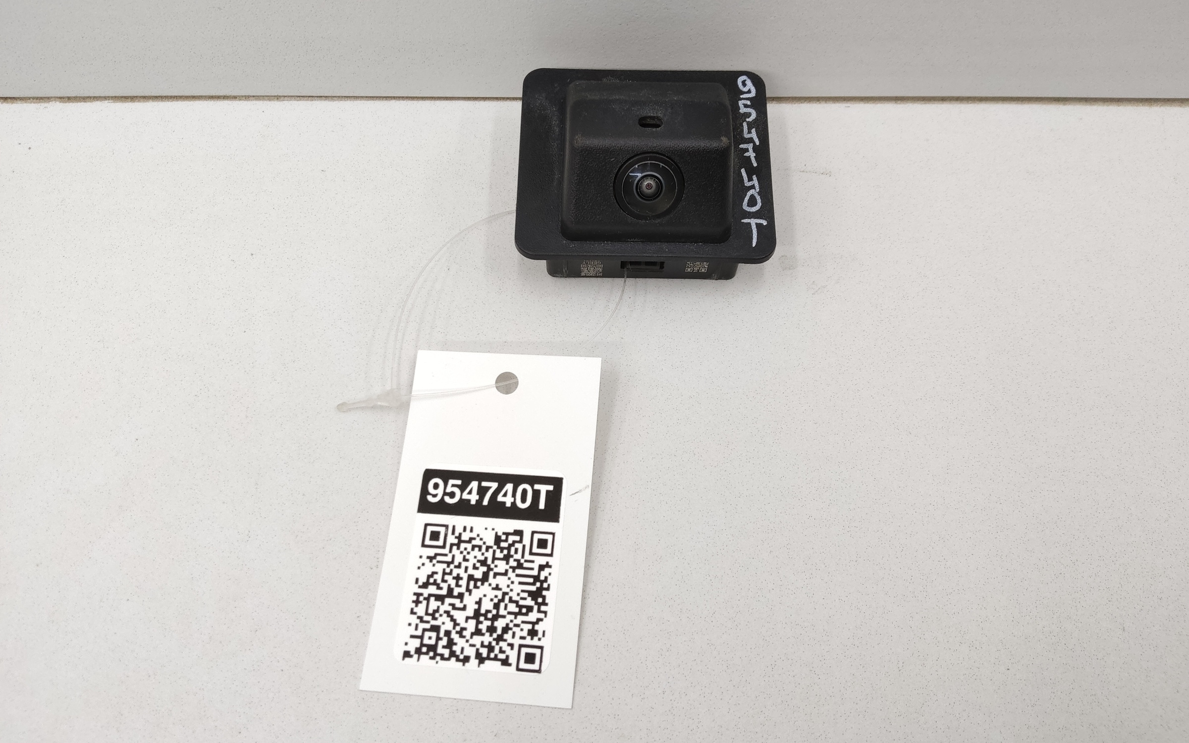 Камера заднего вида Geely Okavango Restail