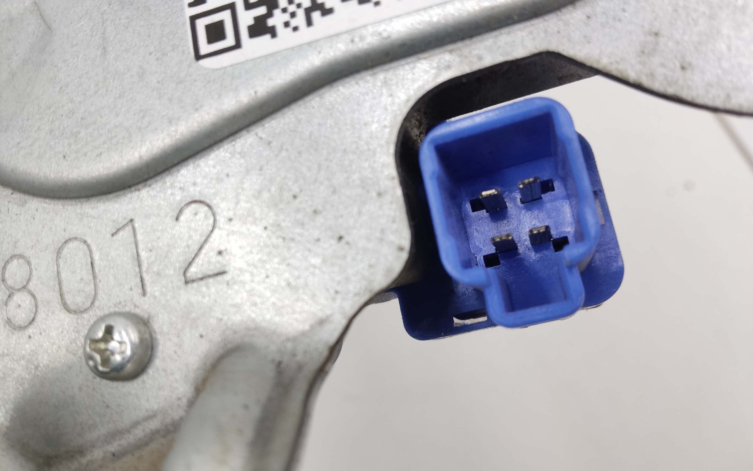 Мотор стеклоочистителя задний Mitsubishi Outlander 3