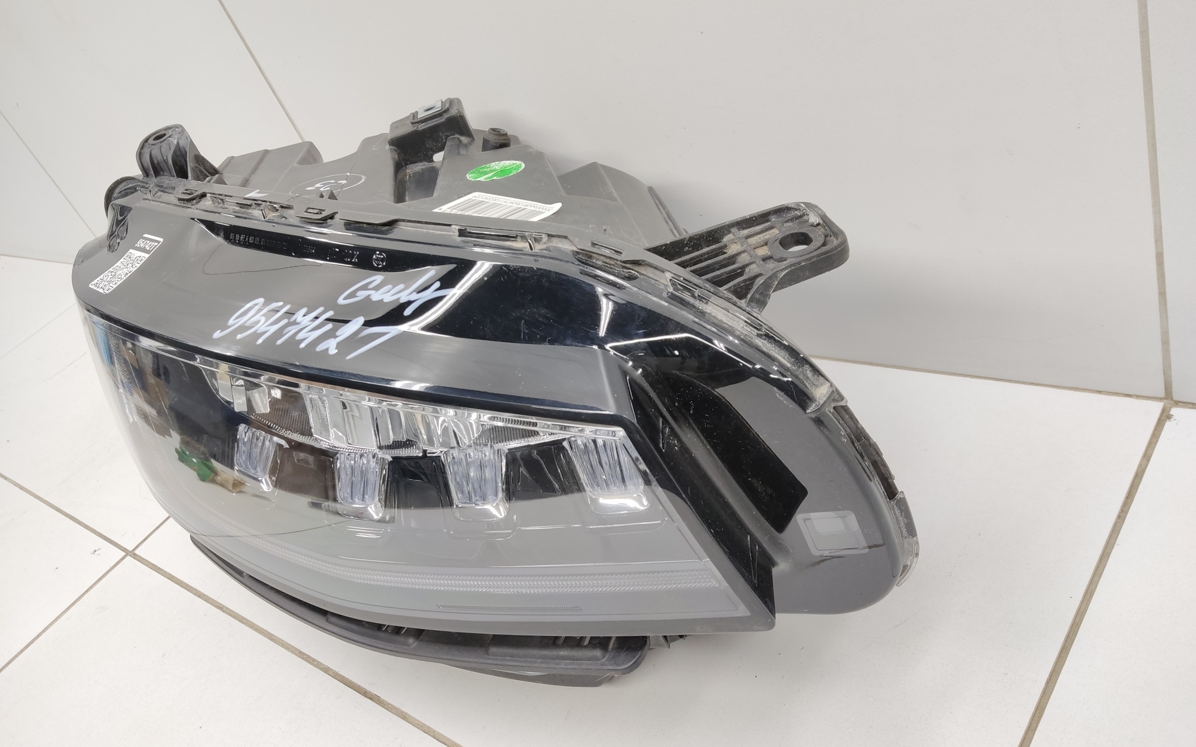 Фара передняя правая Belgee X70 LED 13 контактов