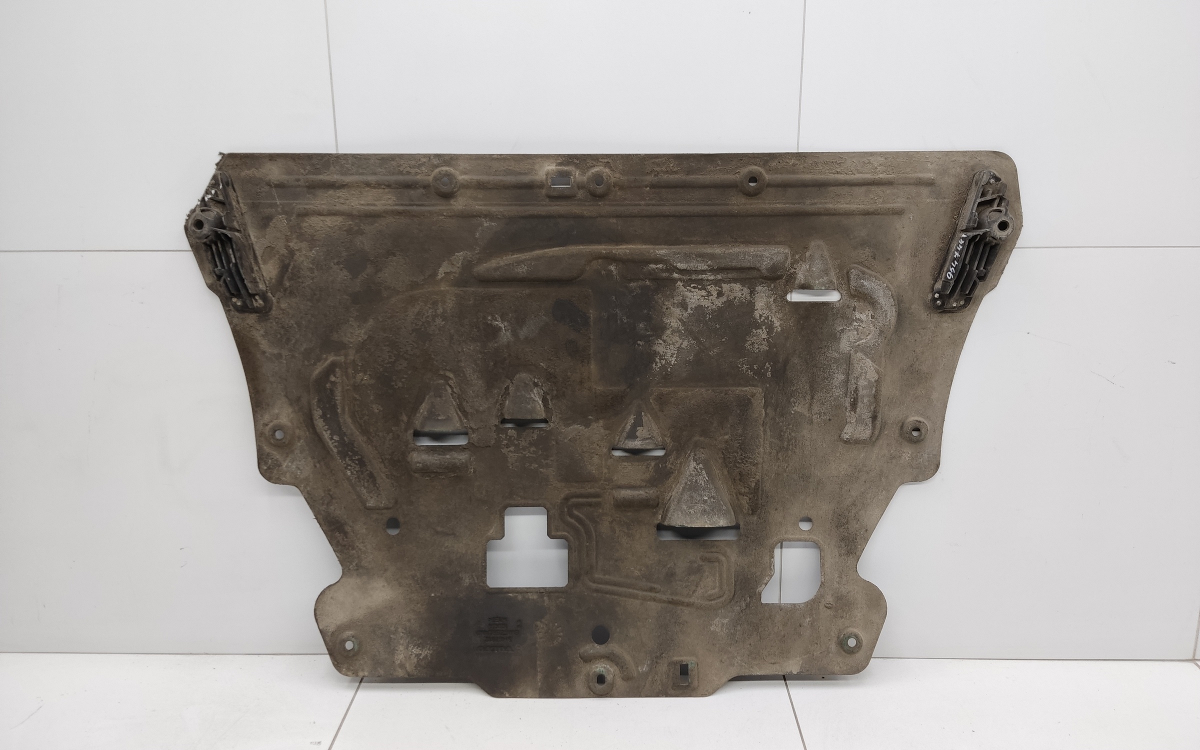 Пыльник двигателя Volvo XC90 2