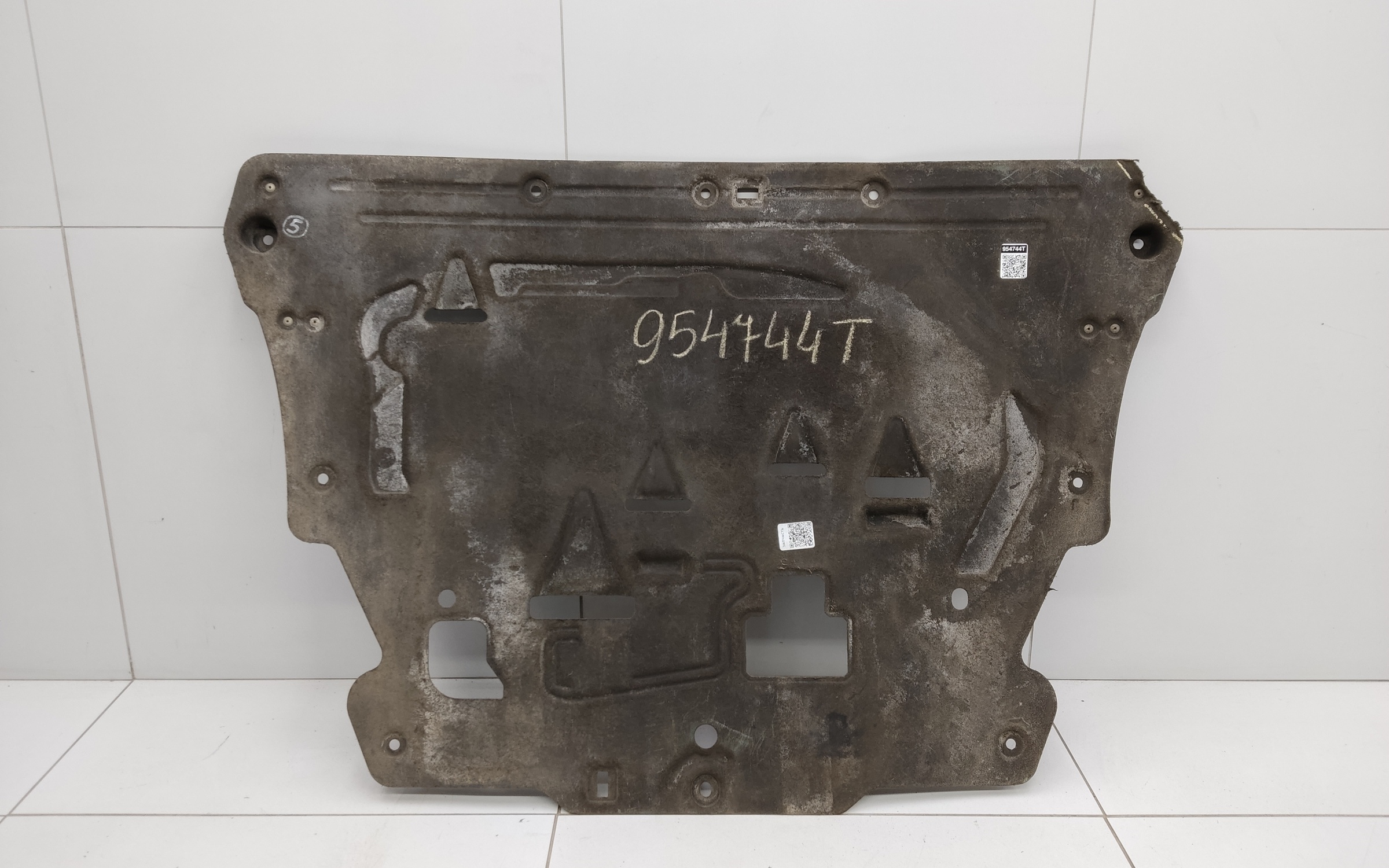 Пыльник двигателя Volvo XC90 2