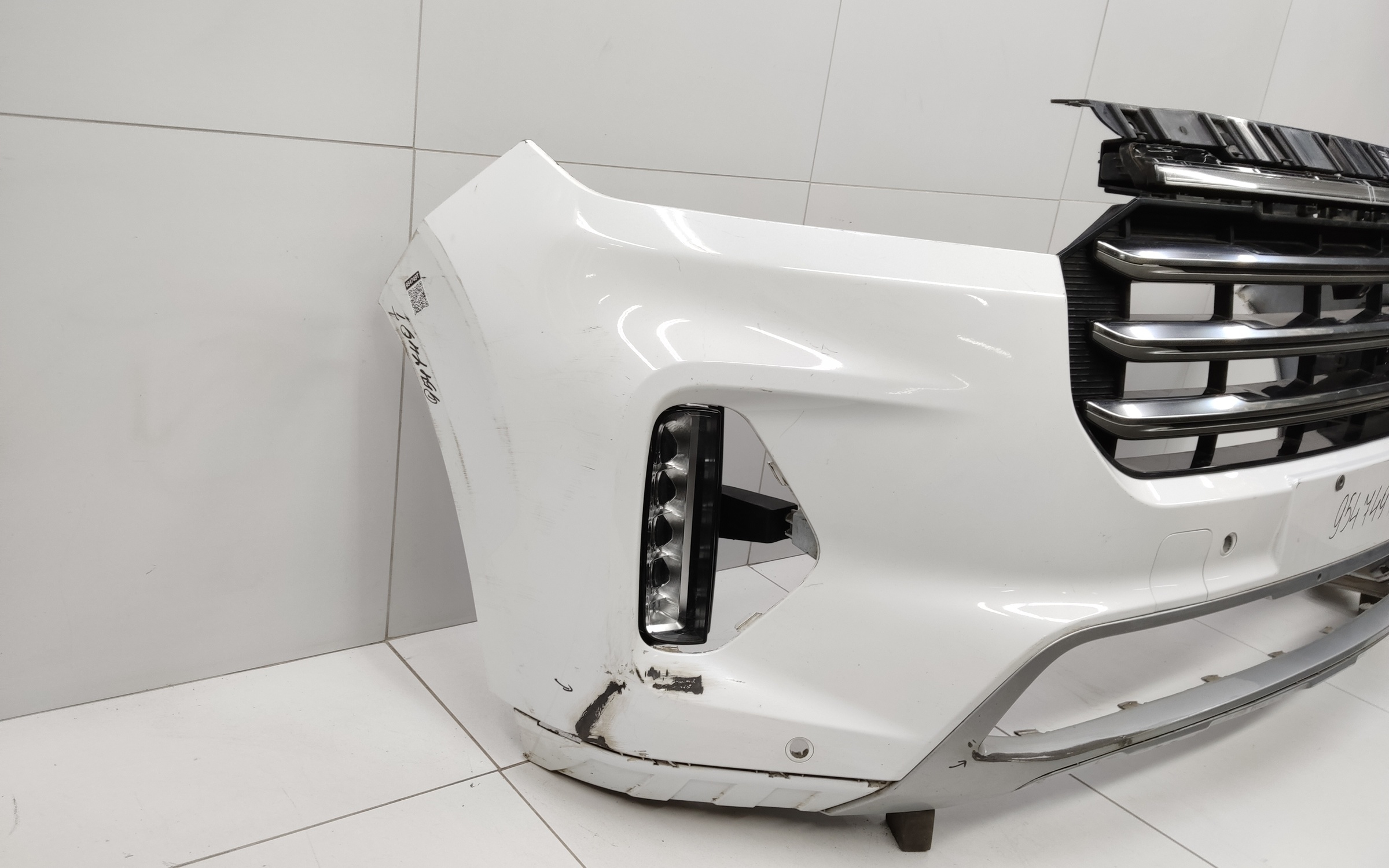 Бампер передний Exeed VX