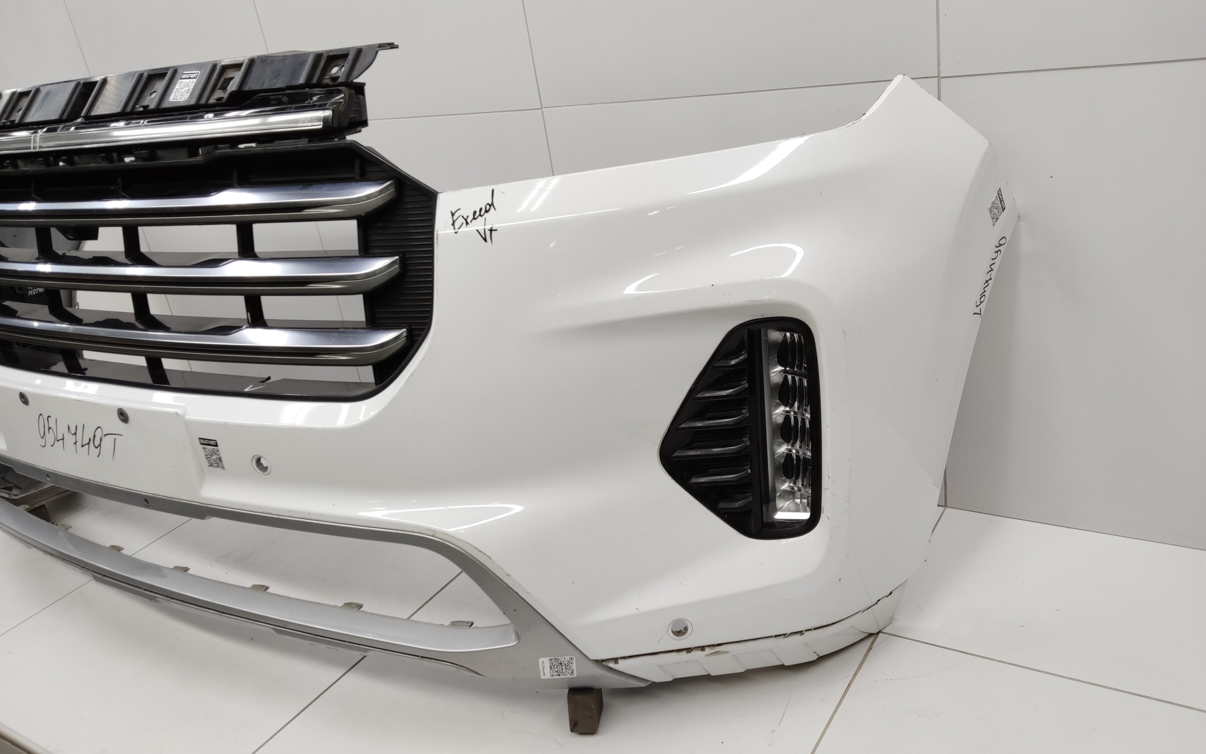 Бампер передний Exeed VX