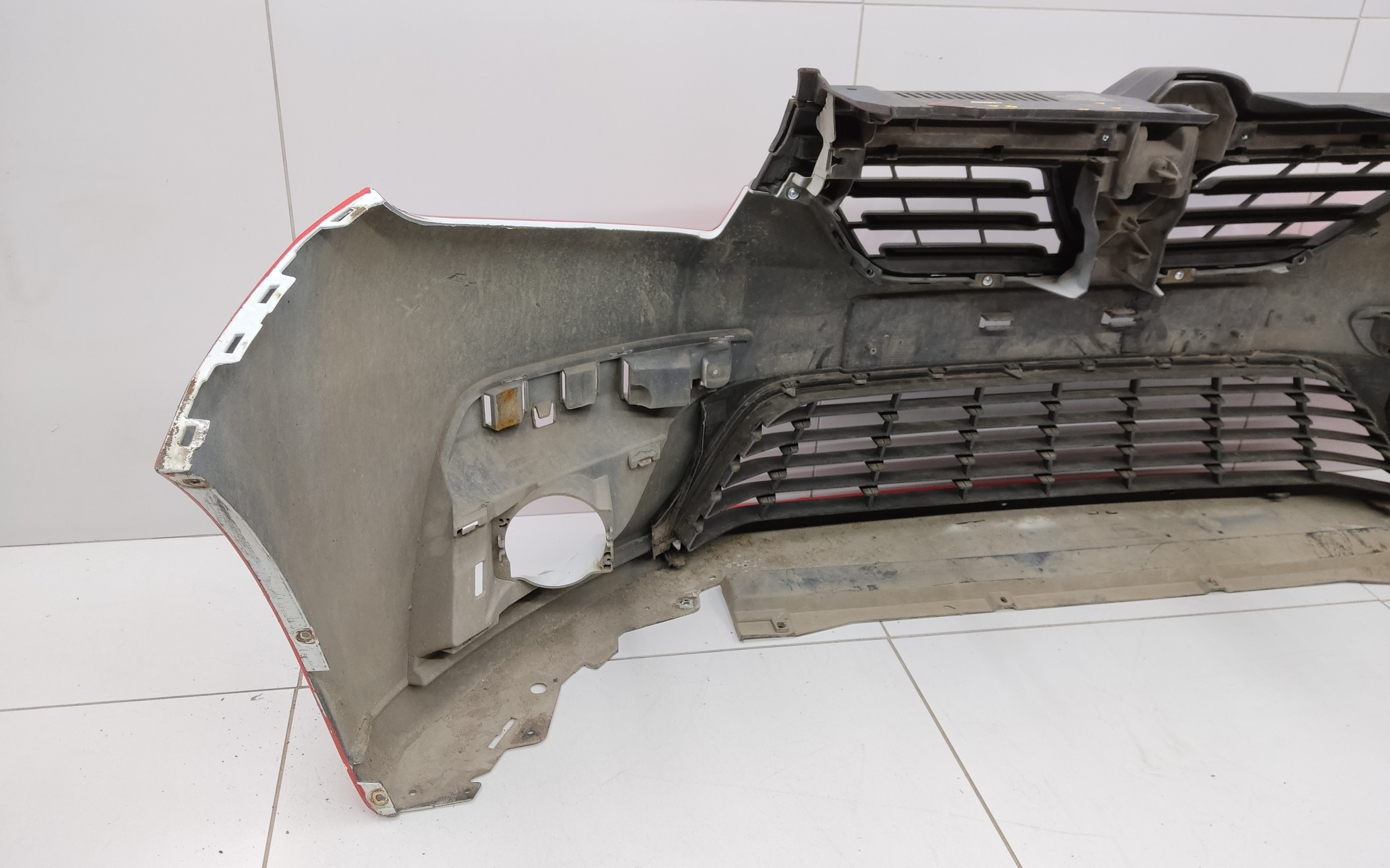 Бампер передний Renault Logan 2 Restail