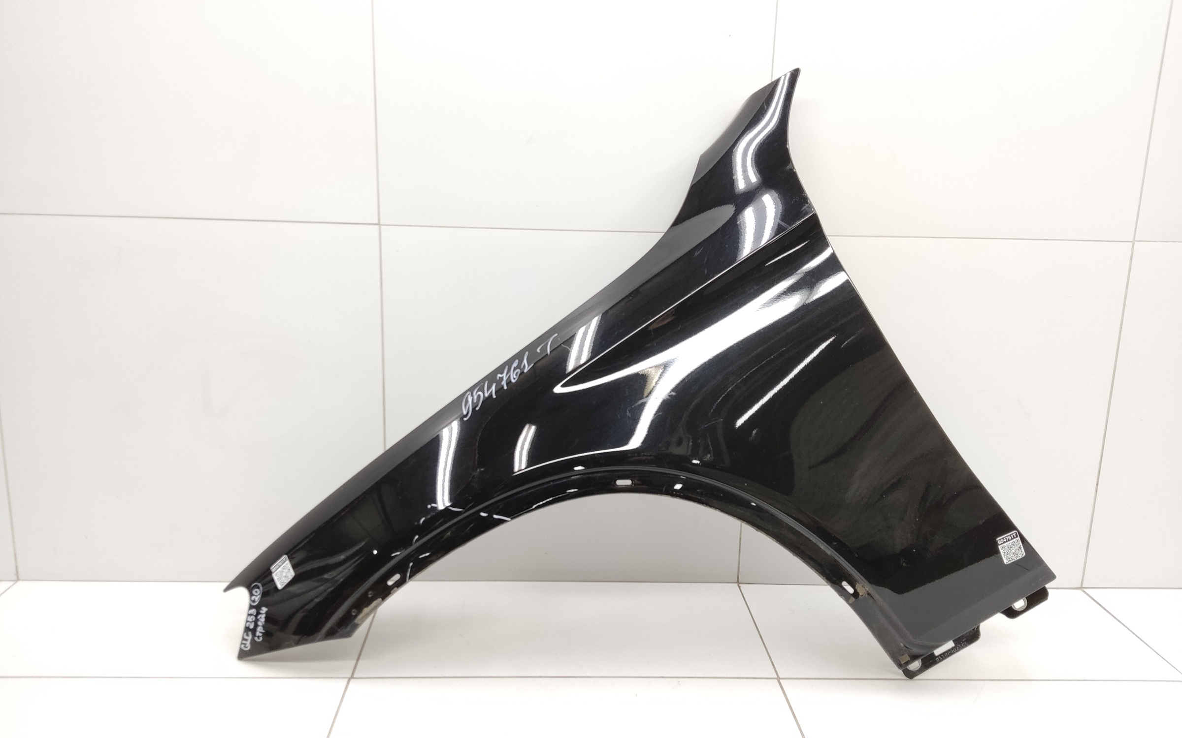 Крыло переднее левое Mercedes-Benz GLC-klasse X253