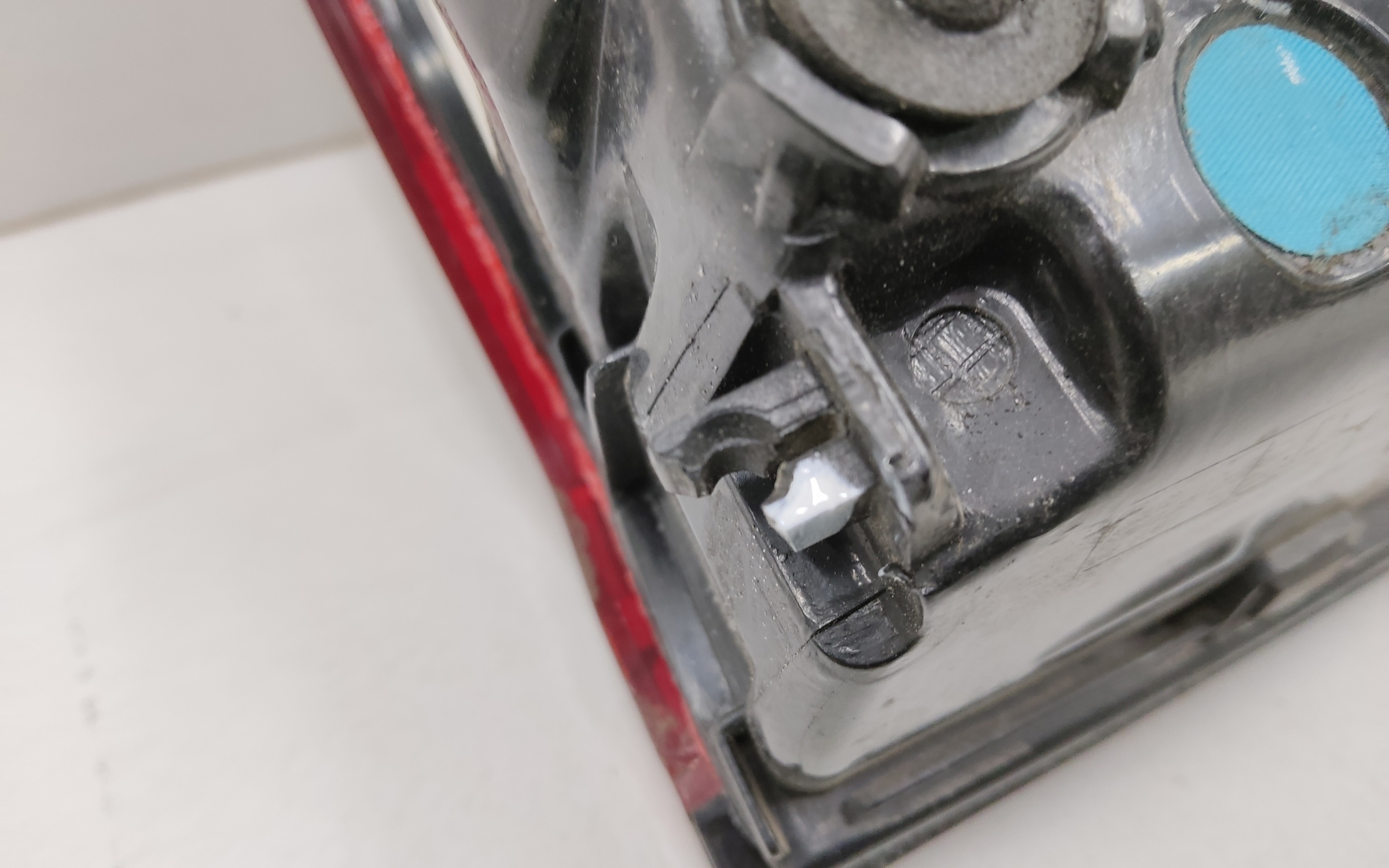 Фонарь задний правый внутренний Geely Atlas Pro